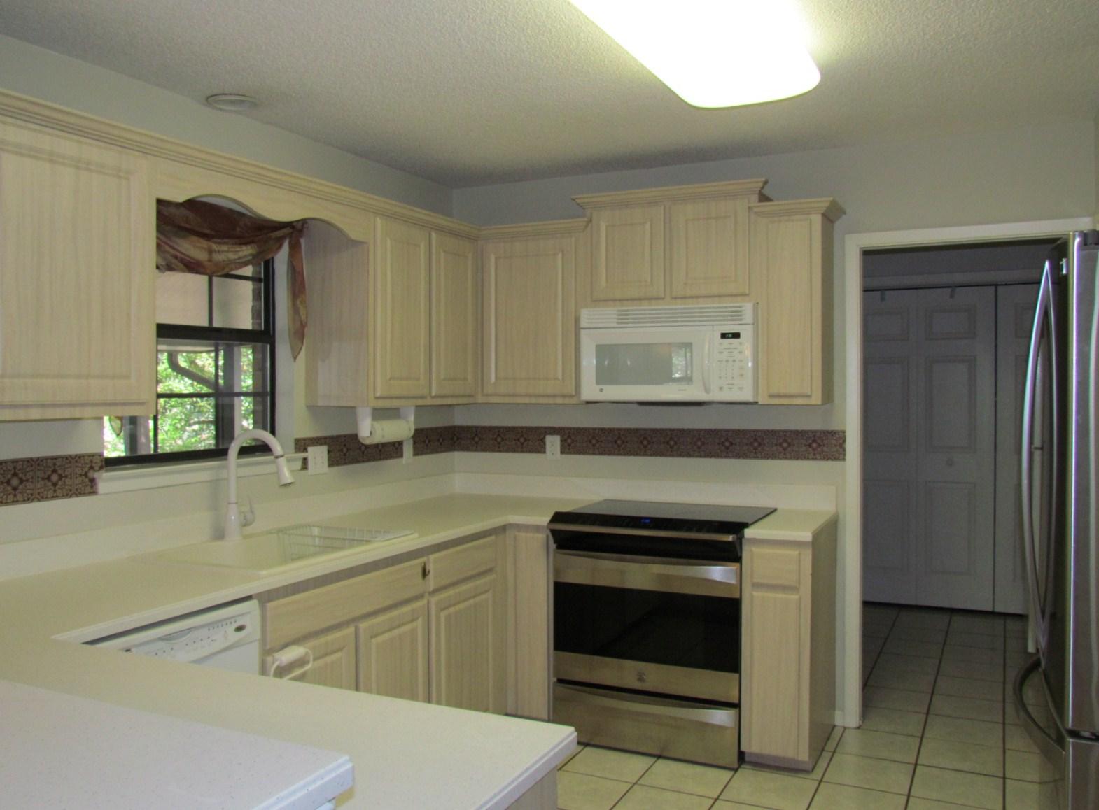 WHITE POINT AC - Residential Lease