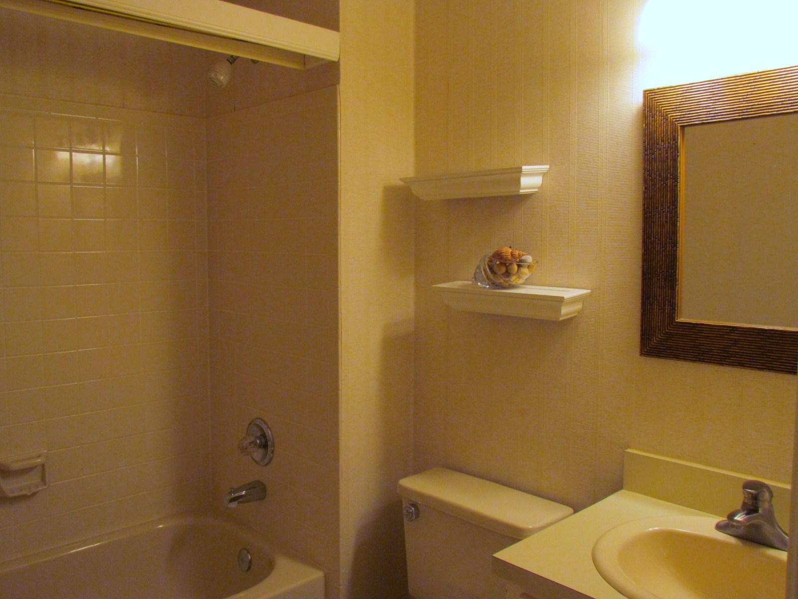 WHITE POINT AC - Residential Lease