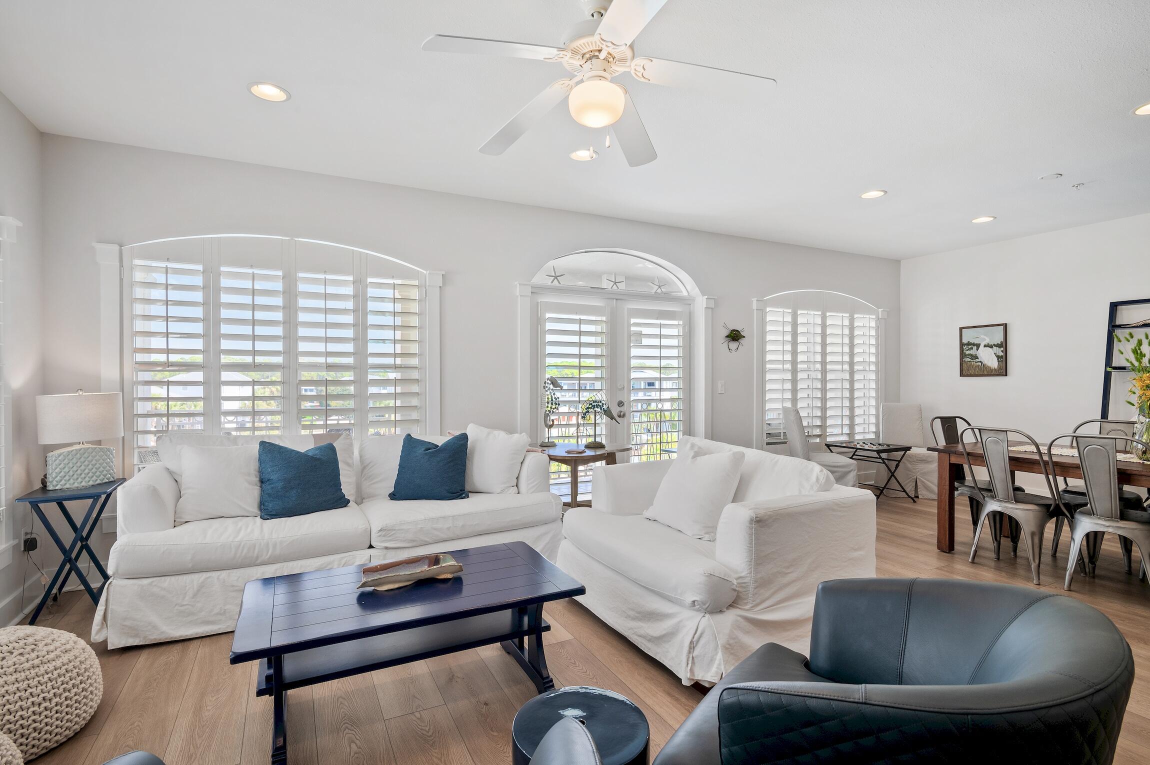 VILLAS AT SEACREST BEACH - Residential