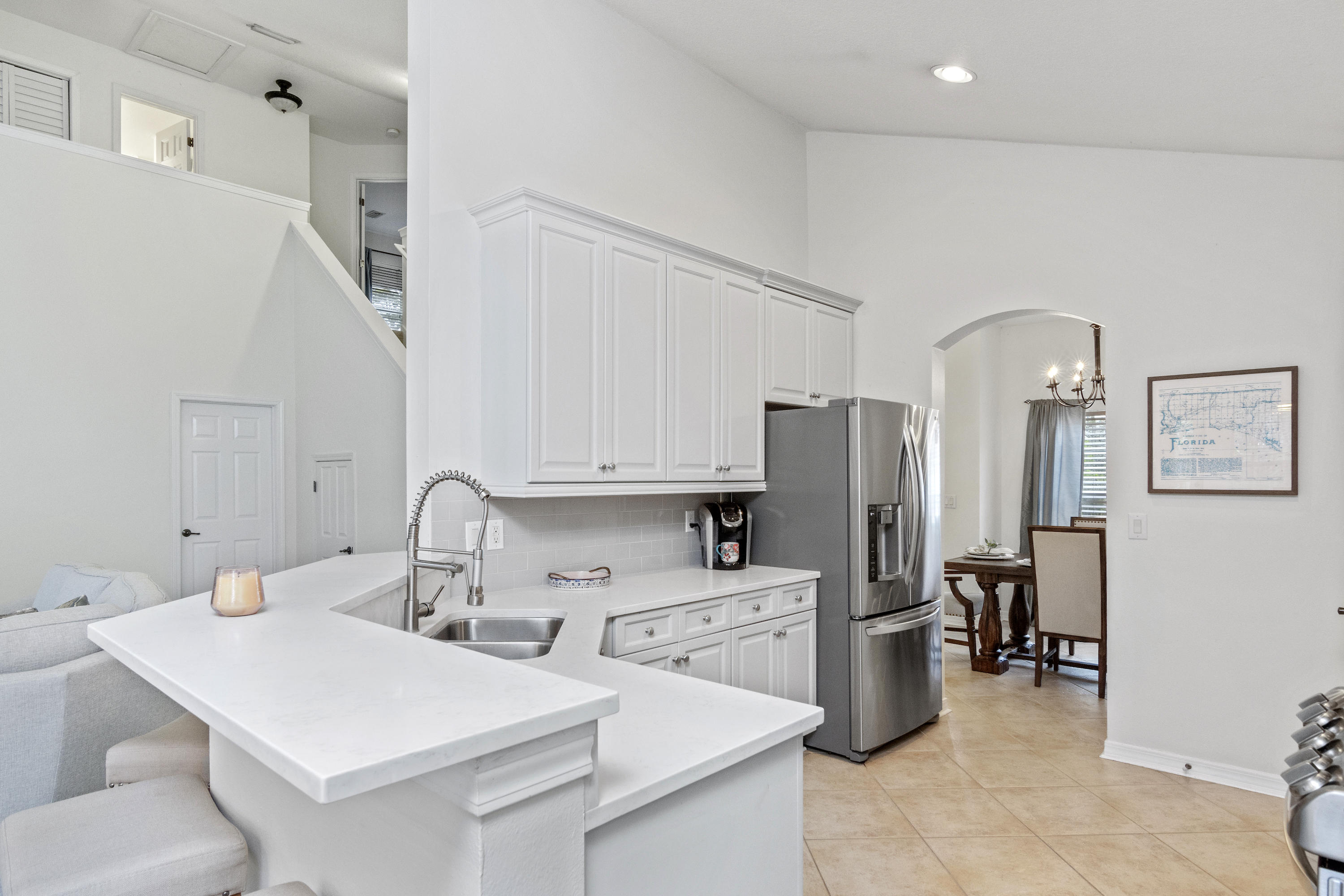 PELICAN BAY - Residential