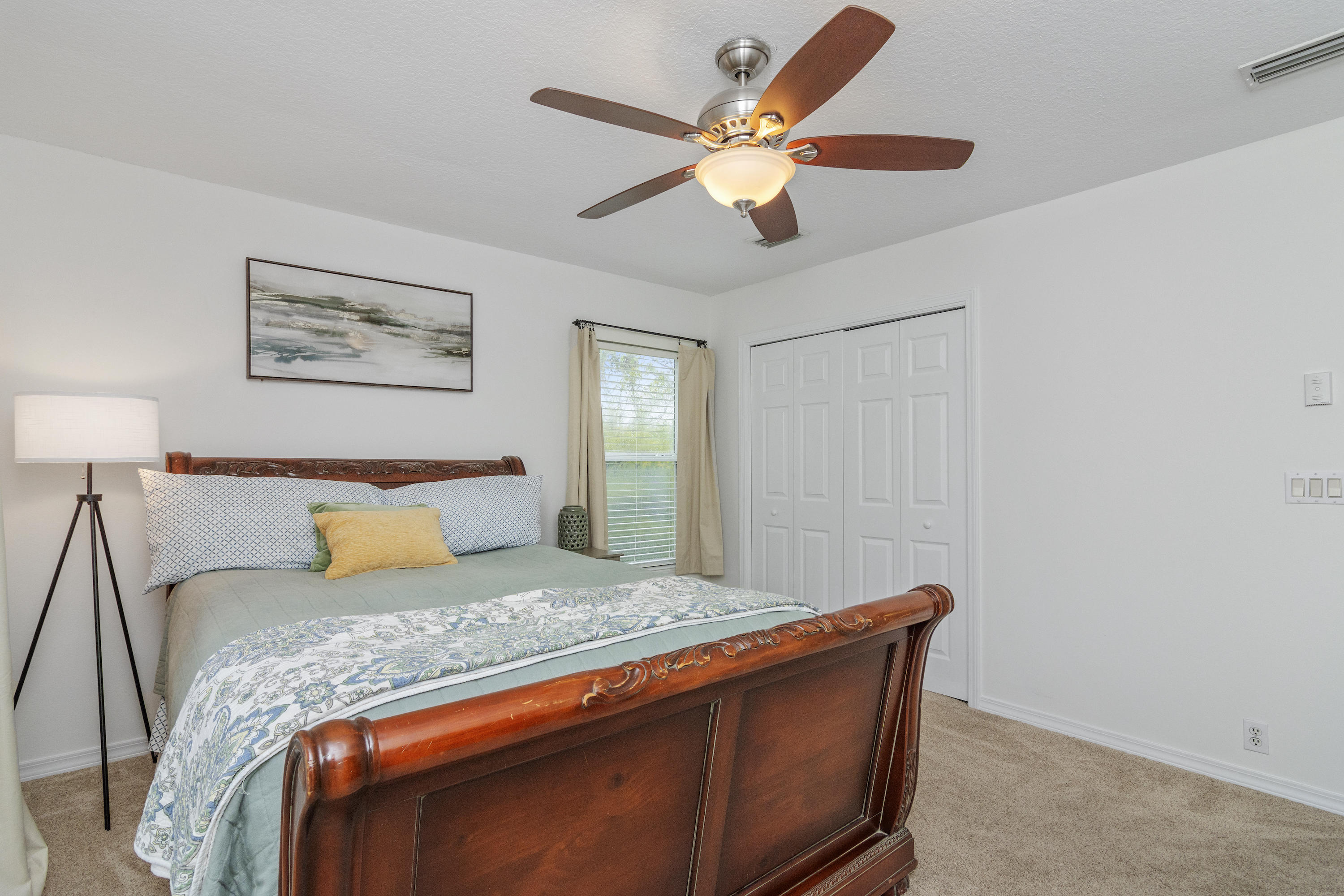 PELICAN BAY - Residential