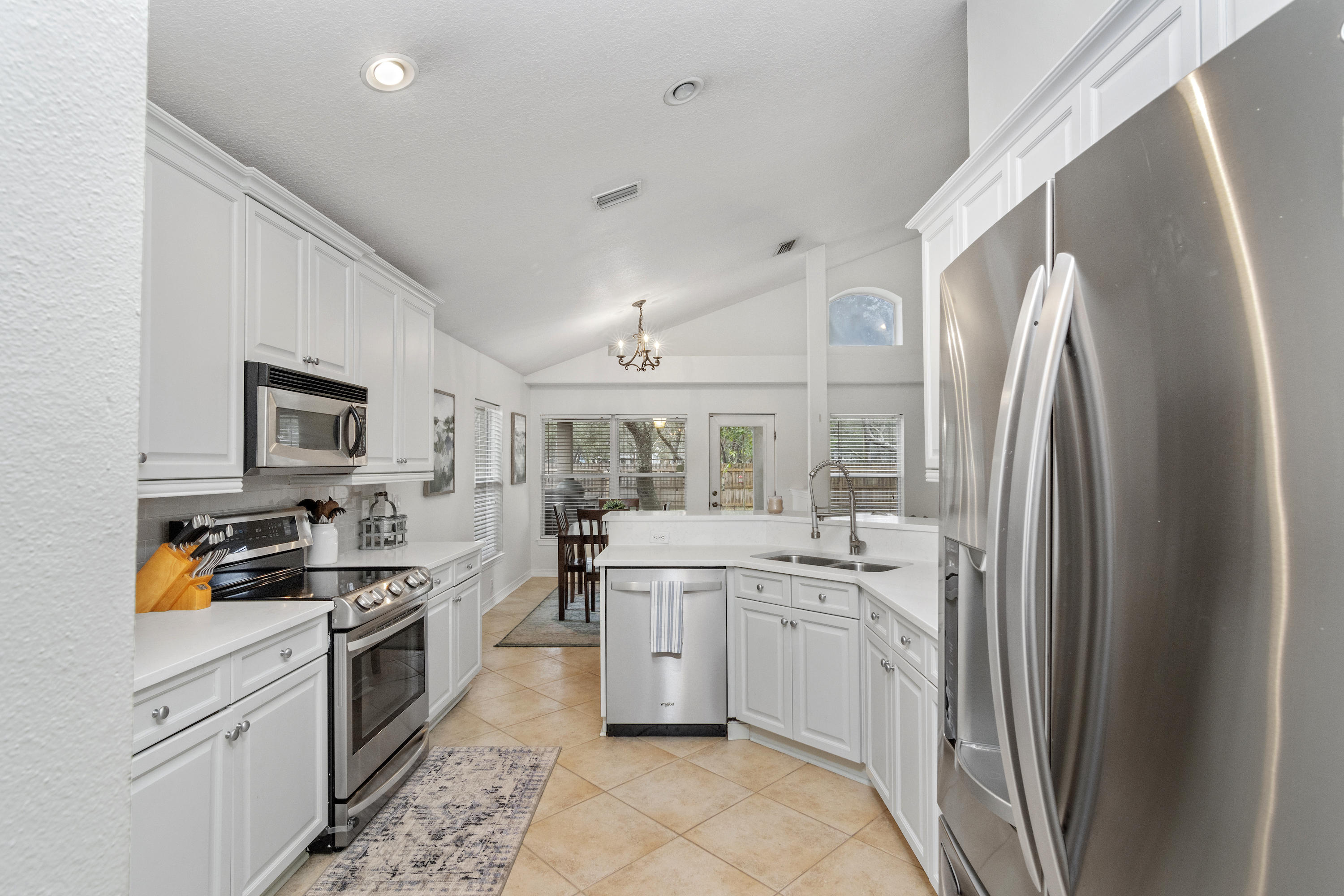 PELICAN BAY - Residential