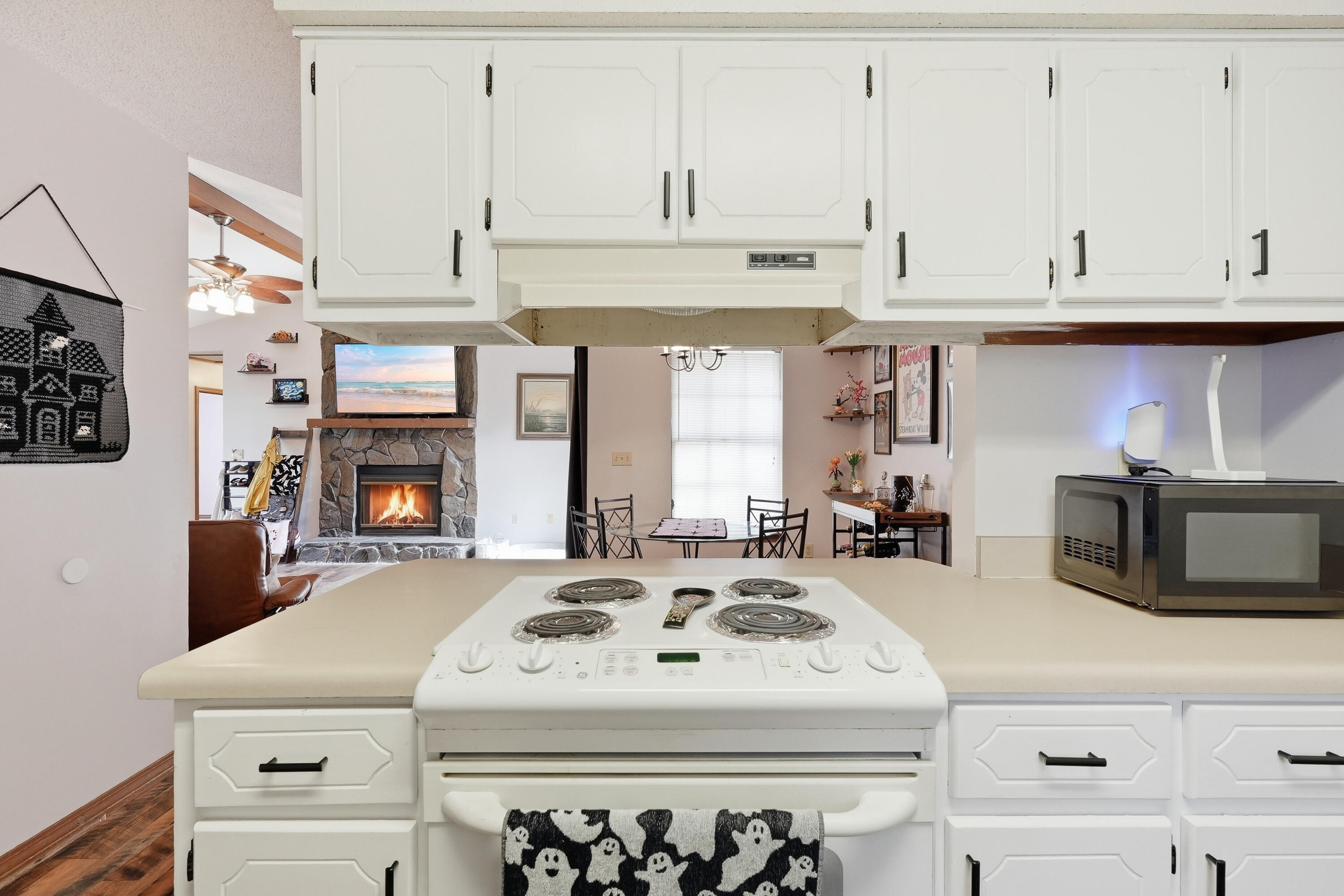 COUNTRYVIEW ESTATES - Residential