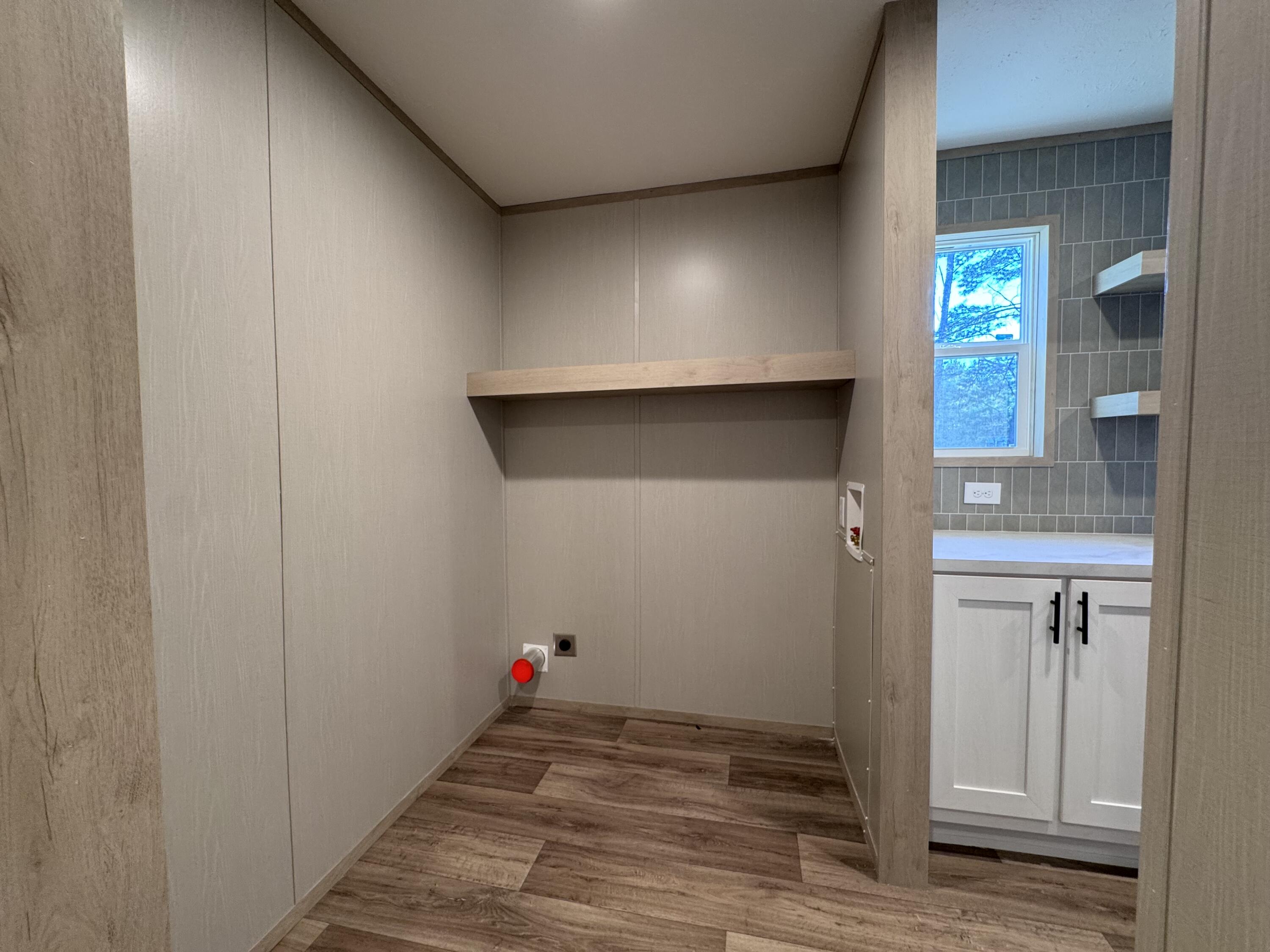 OAKWOOD HILLS UNIT 1 - Residential