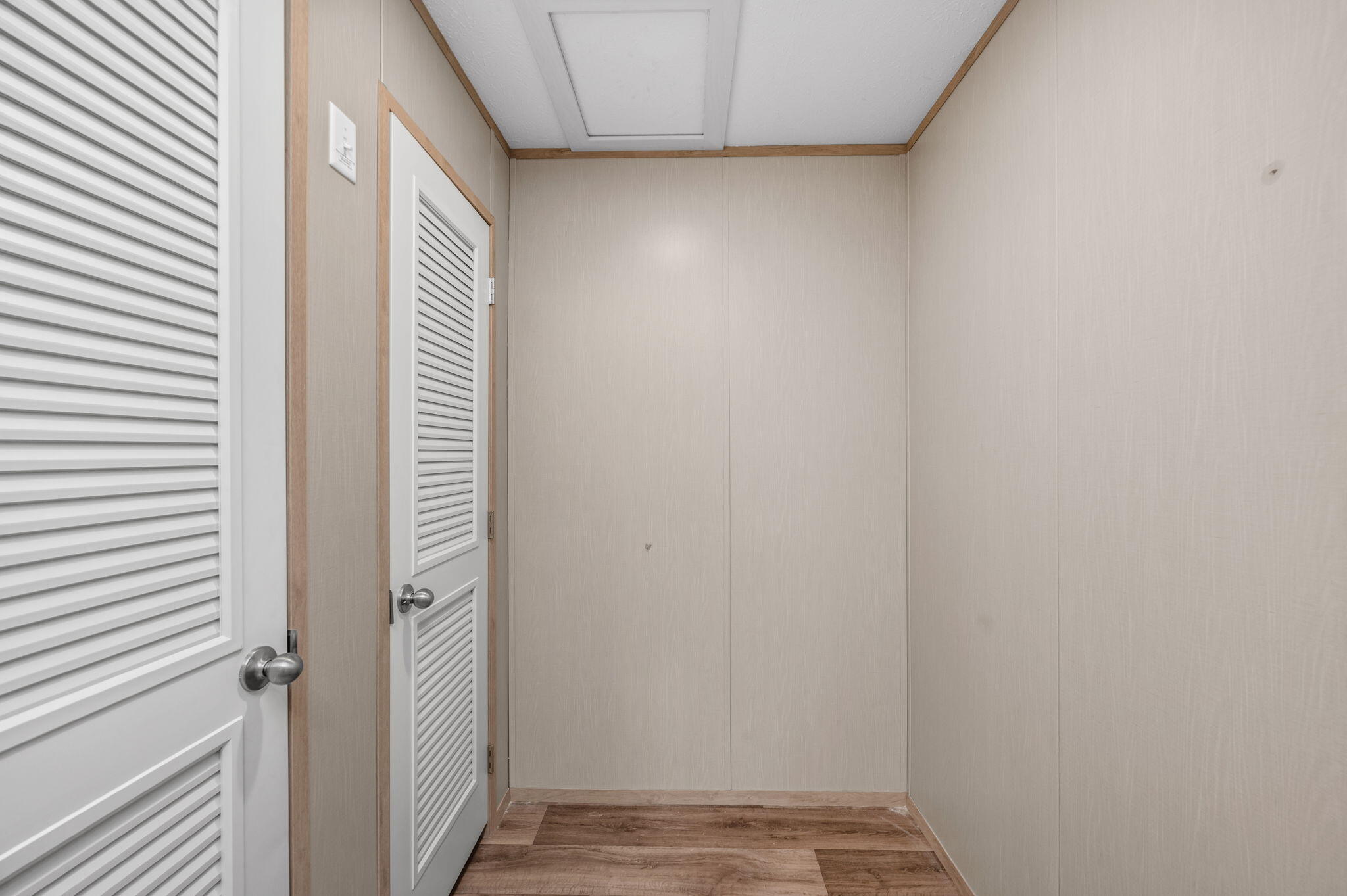 OAKWOOD HILLS UNIT 1 - Residential