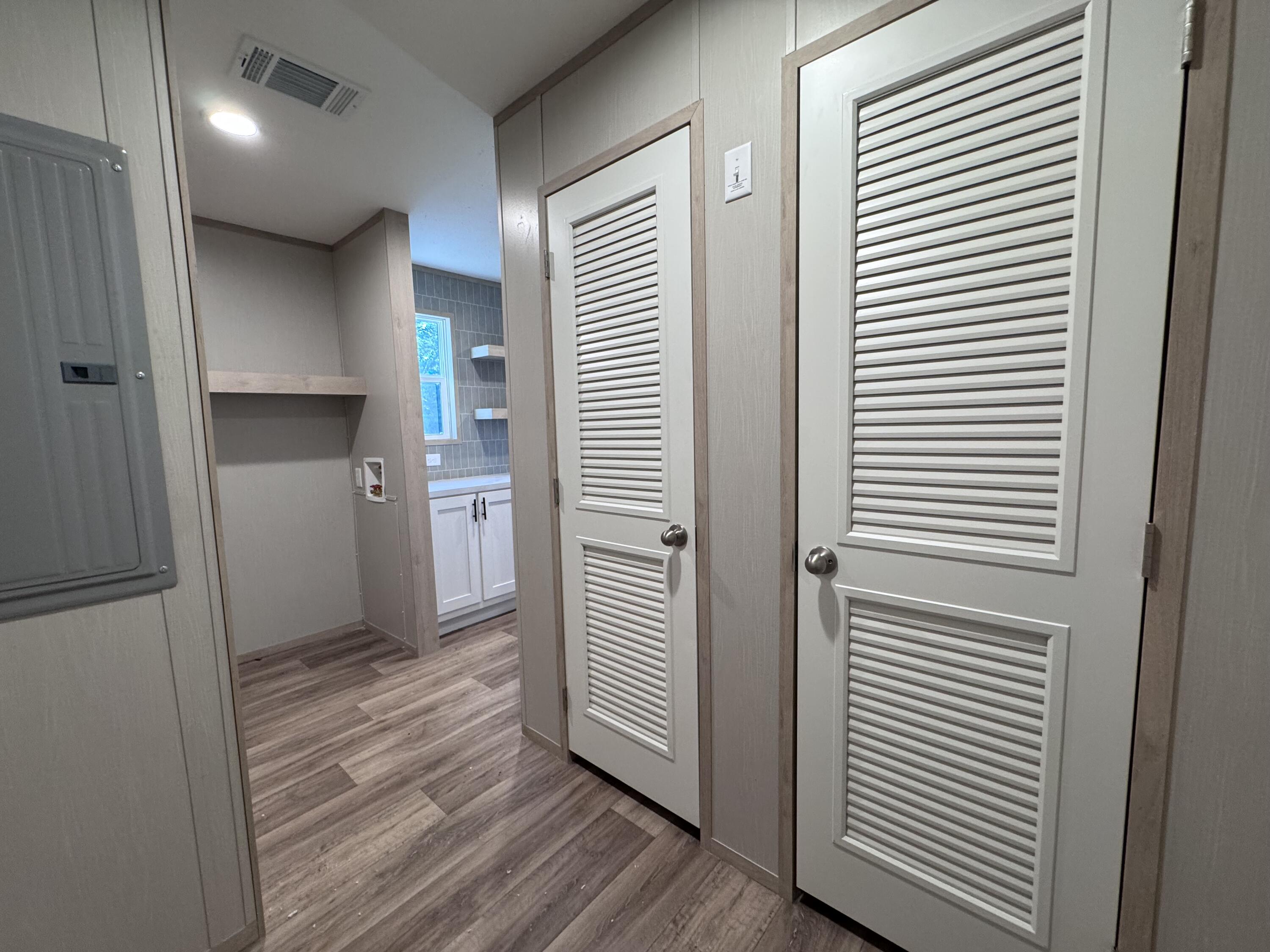 OAKWOOD HILLS UNIT 1 - Residential