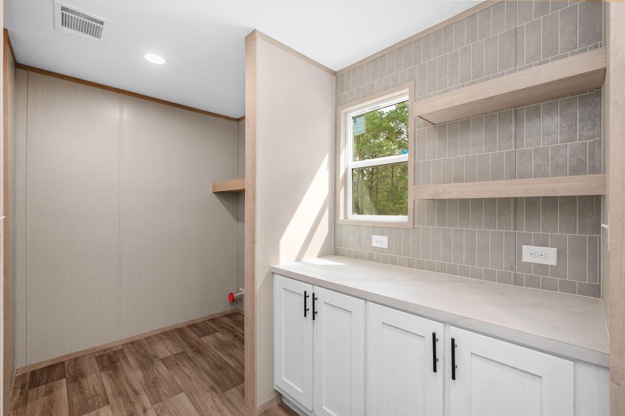 OAKWOOD HILLS UNIT 1 - Residential