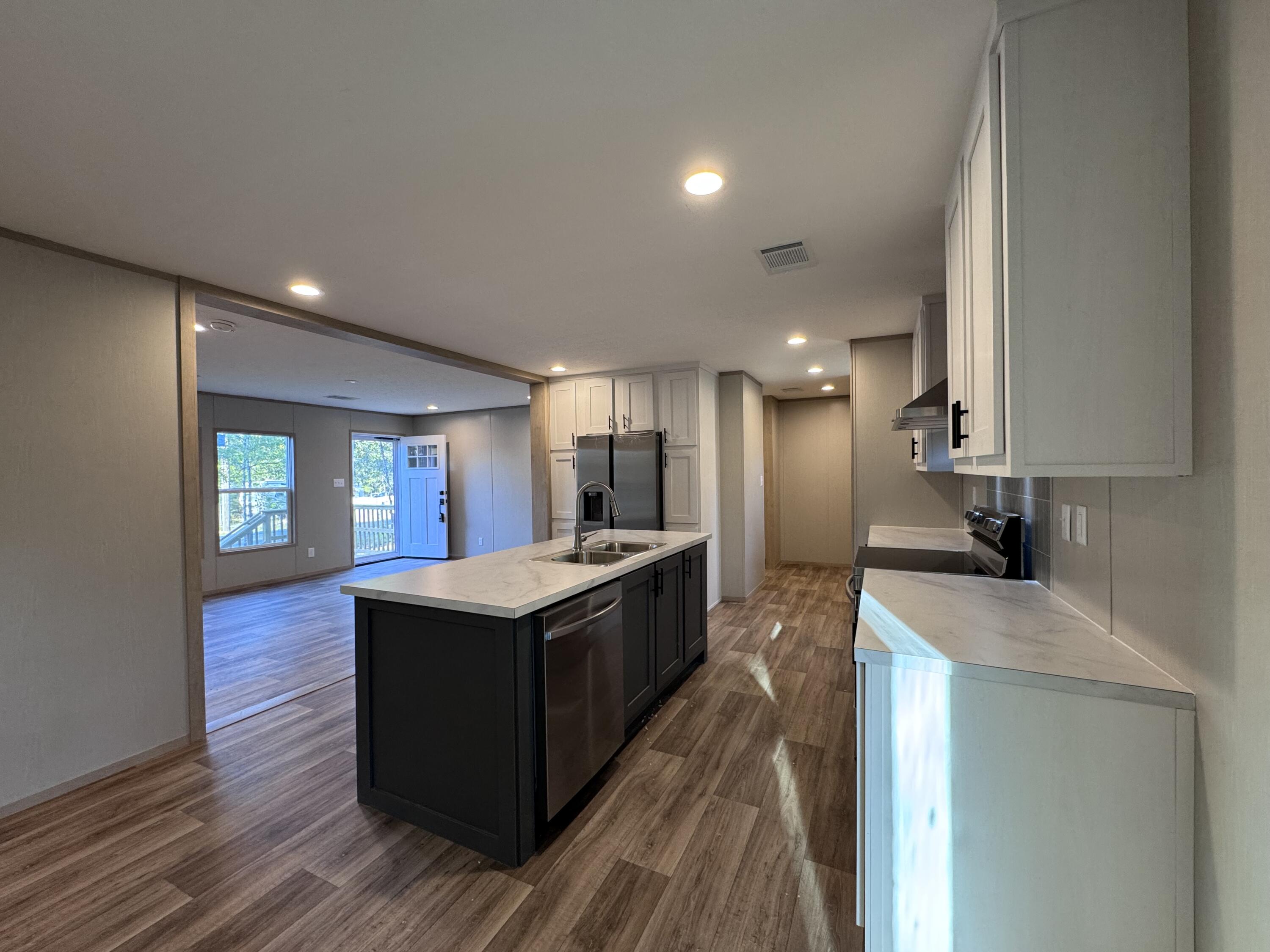 OAKWOOD HILLS UNIT 1 - Residential