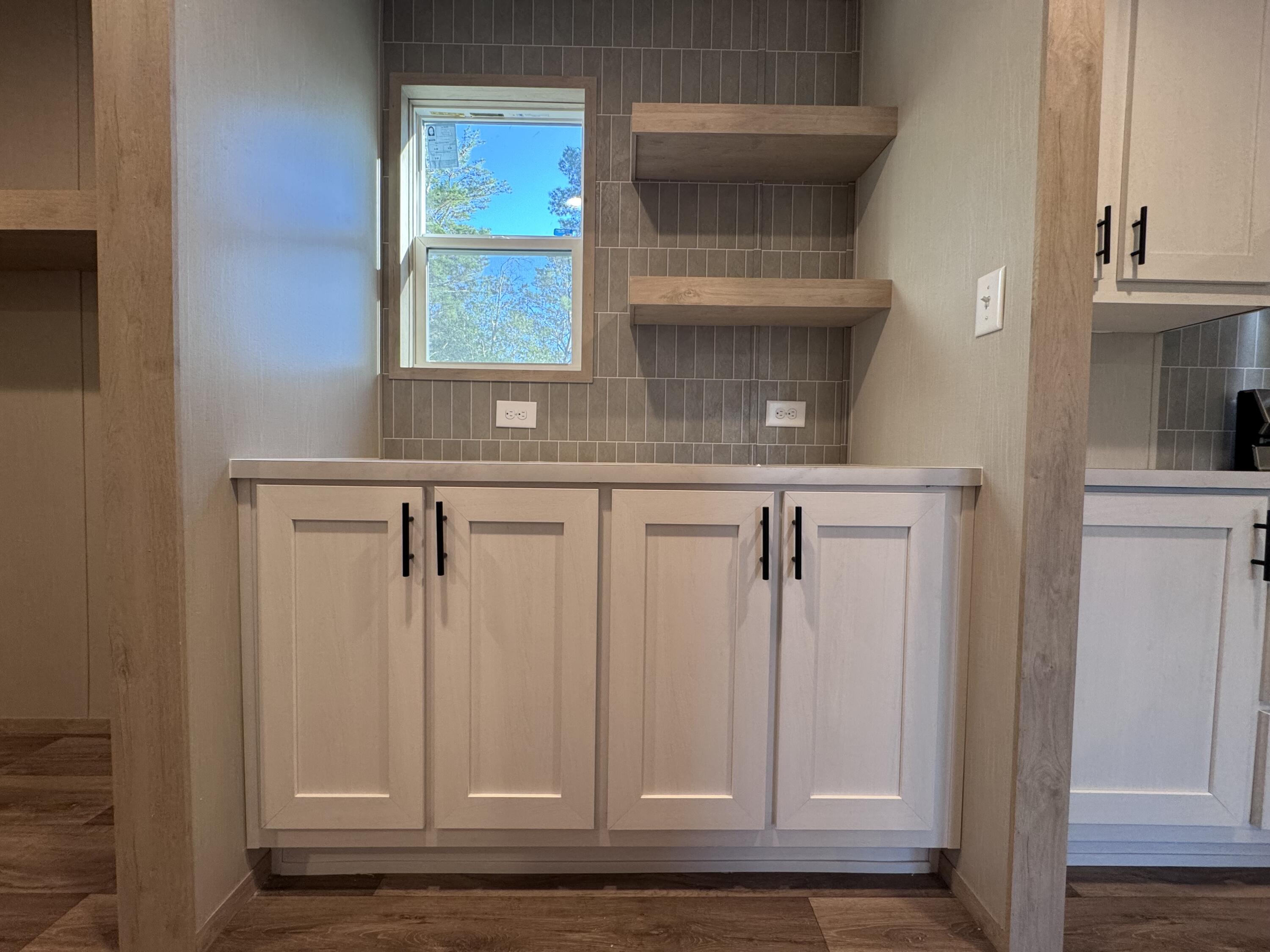 OAKWOOD HILLS UNIT 1 - Residential