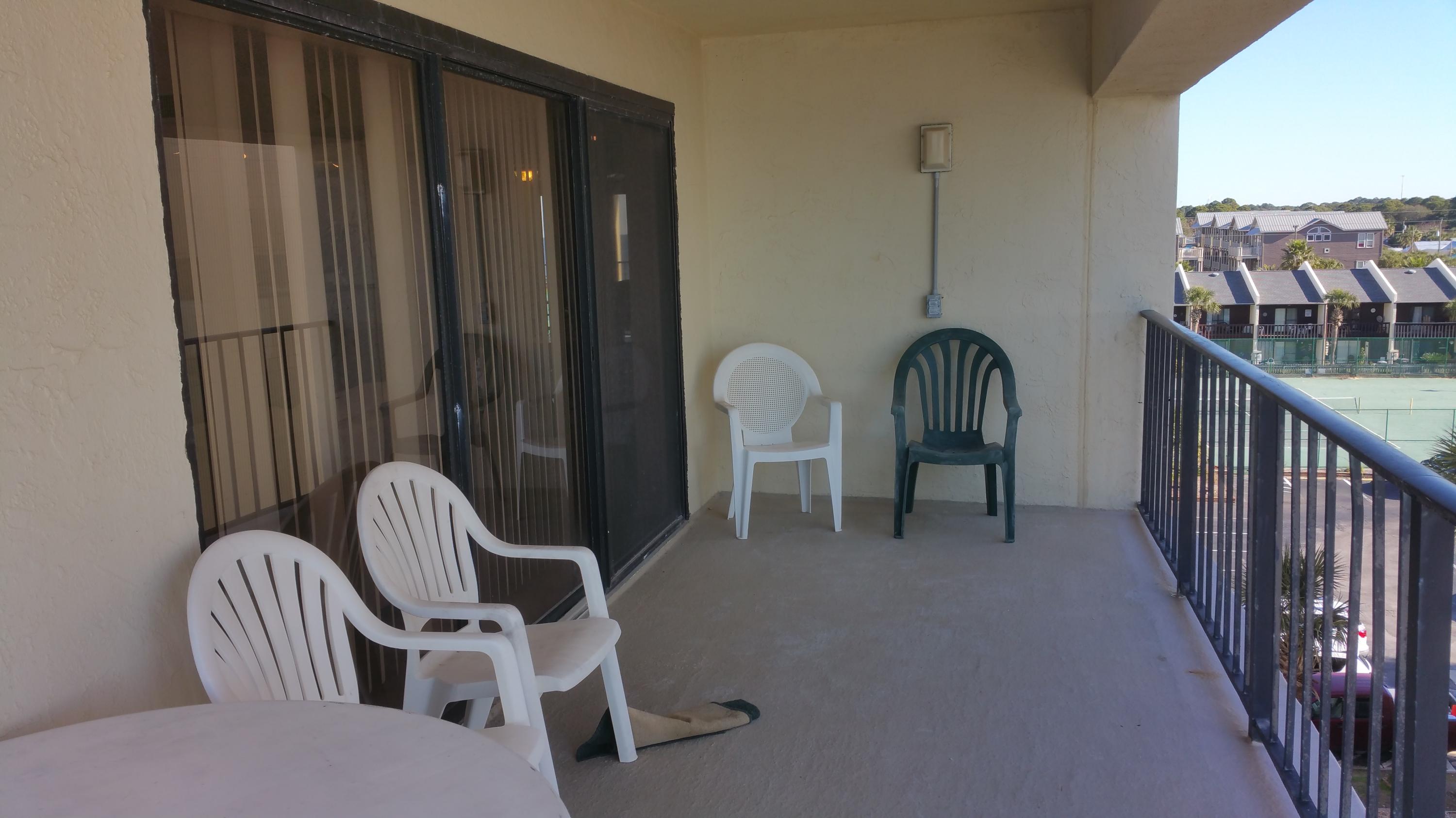 MARINER WEST CONDO - Residential