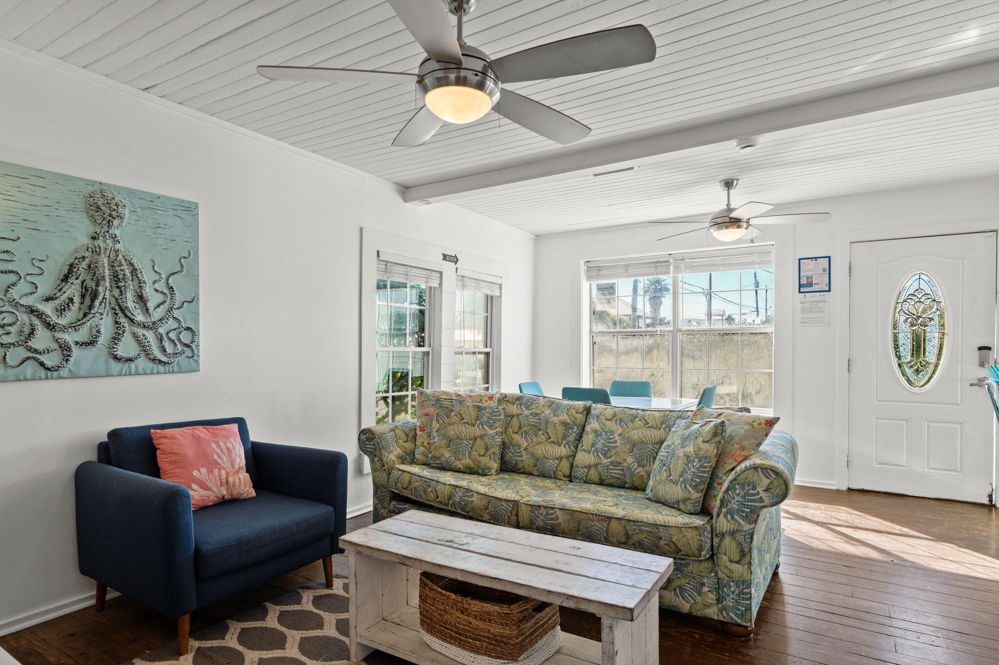 LAGUNA BEACH - Residential