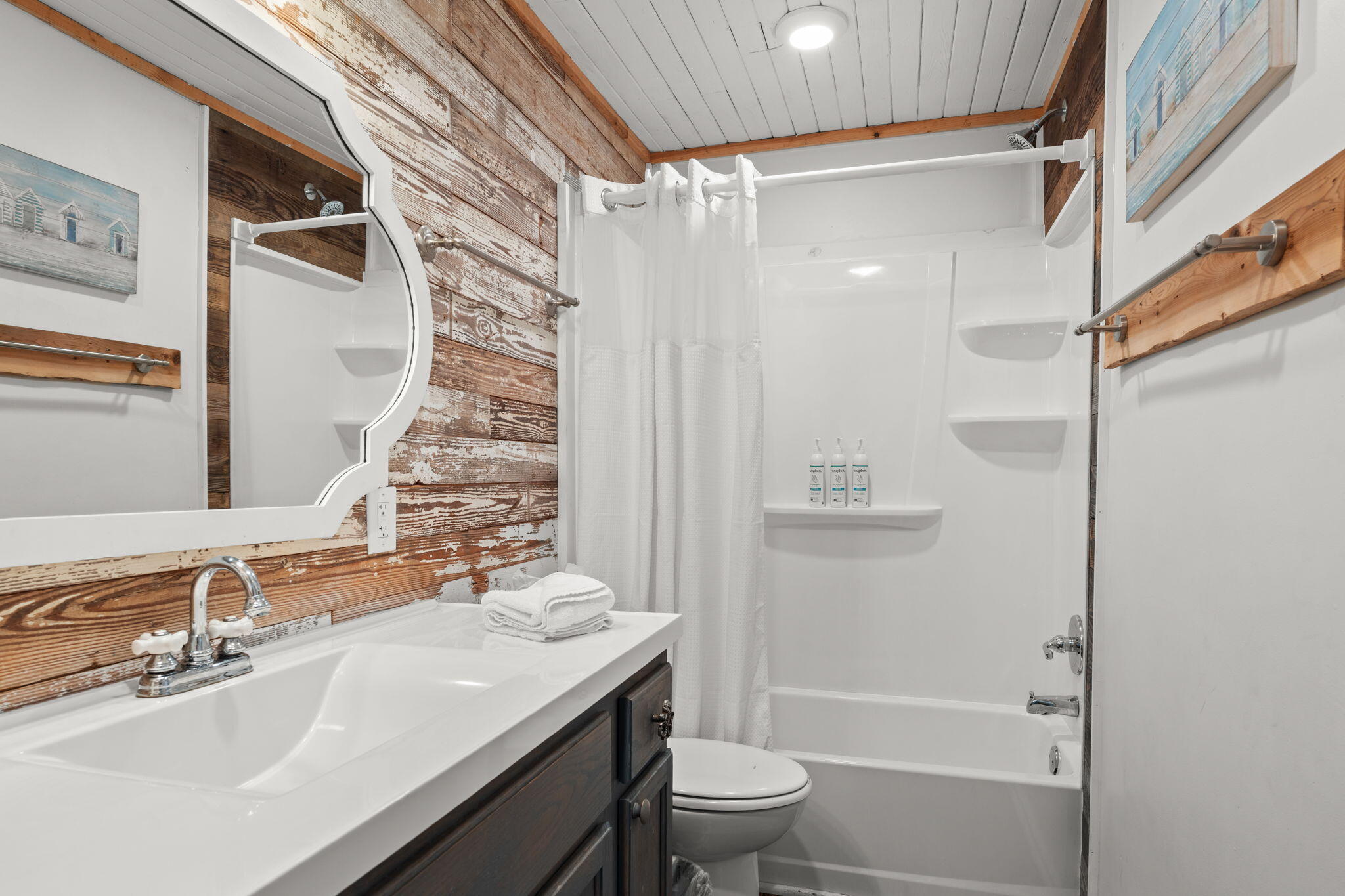 LAGUNA BEACH - Residential