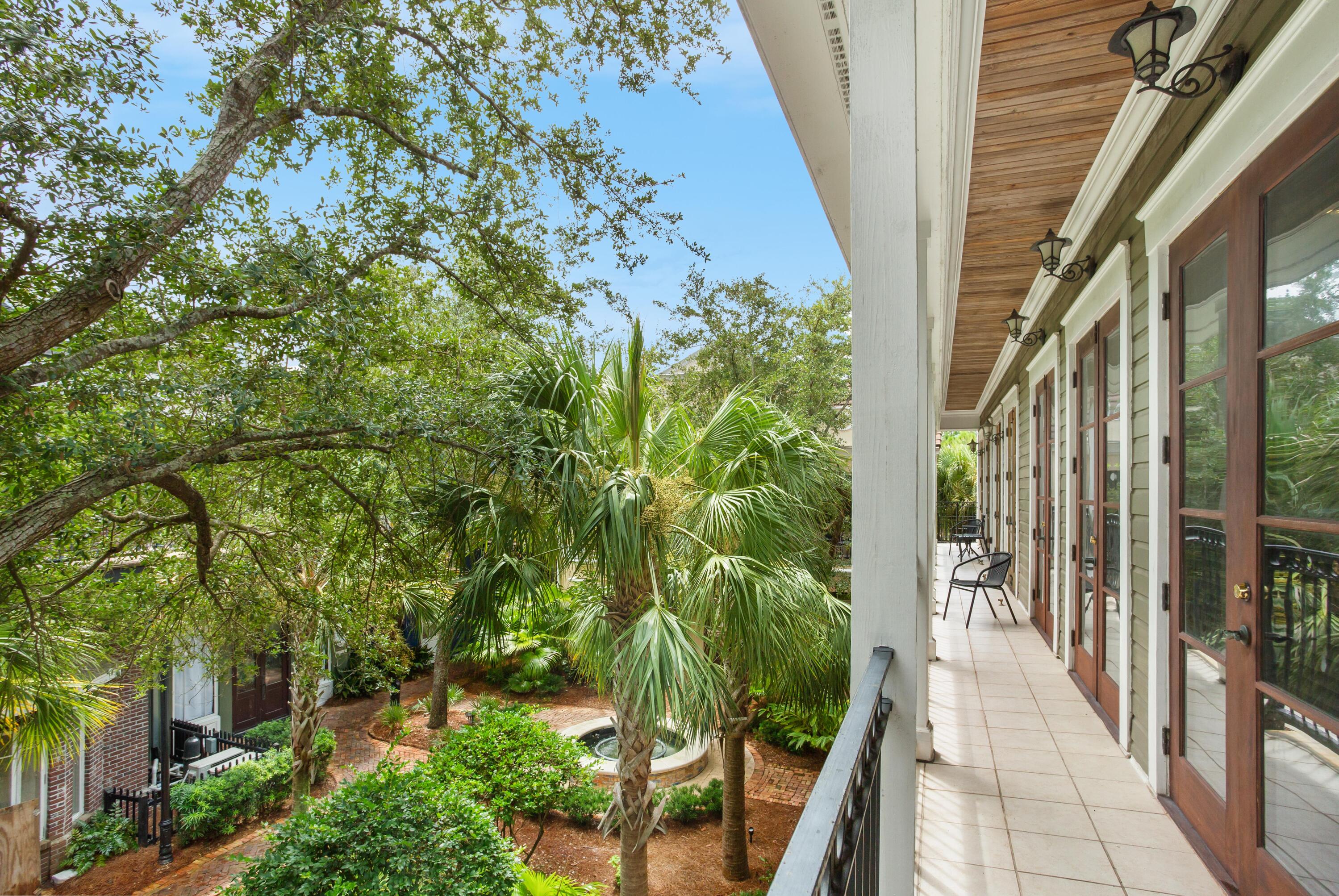 FISHERMAN'S VILLAGE - Residential