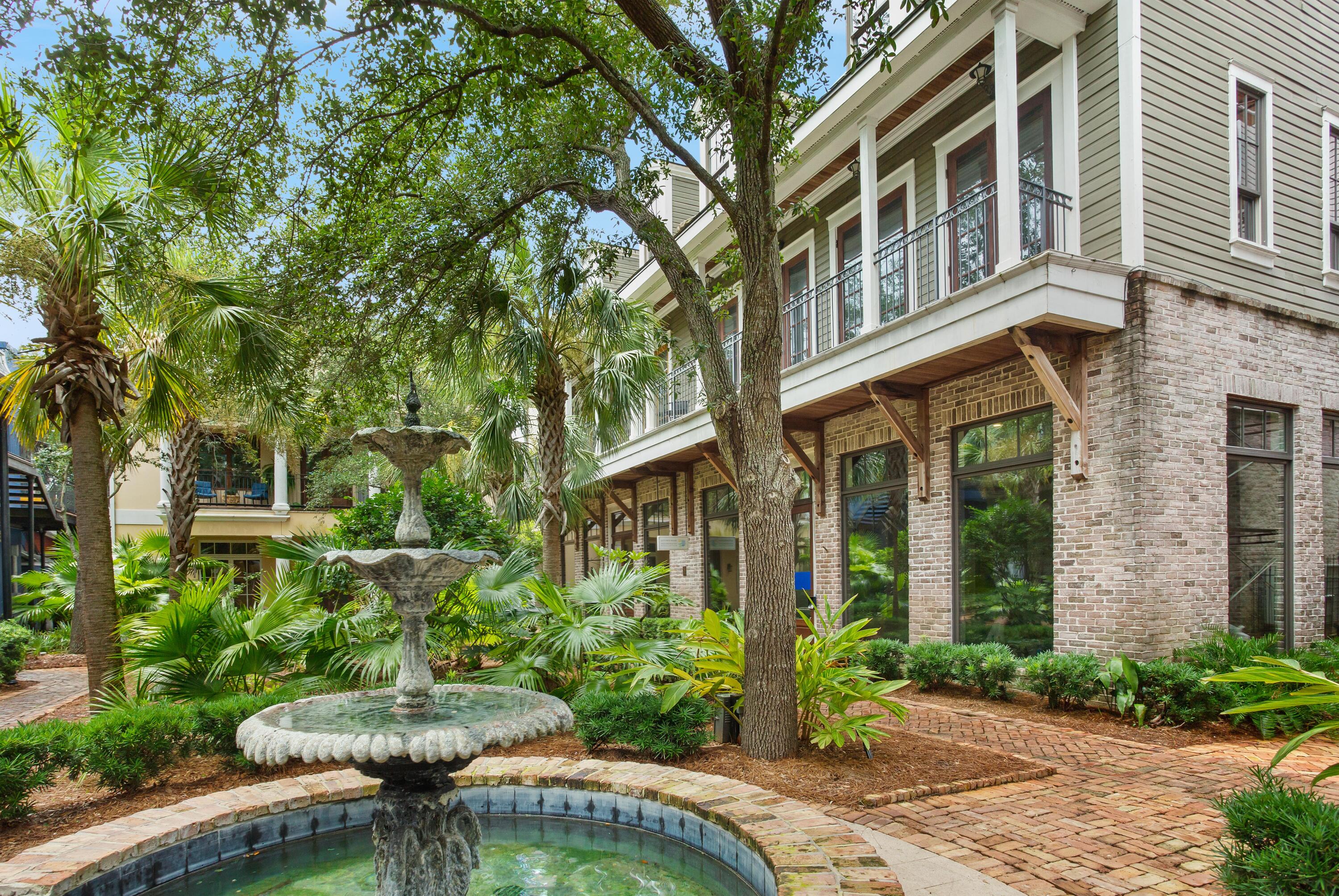 FISHERMAN'S VILLAGE - Residential