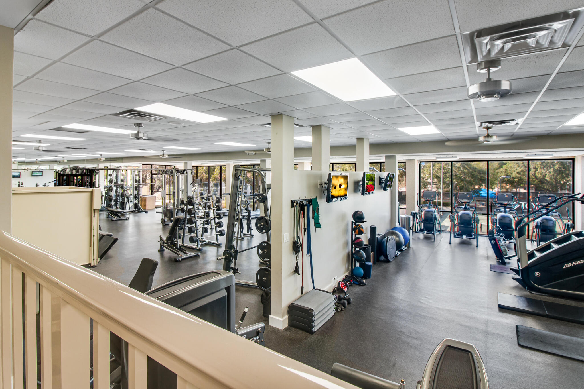 THE SUMMIT @ TOPS'L - Residential Lease