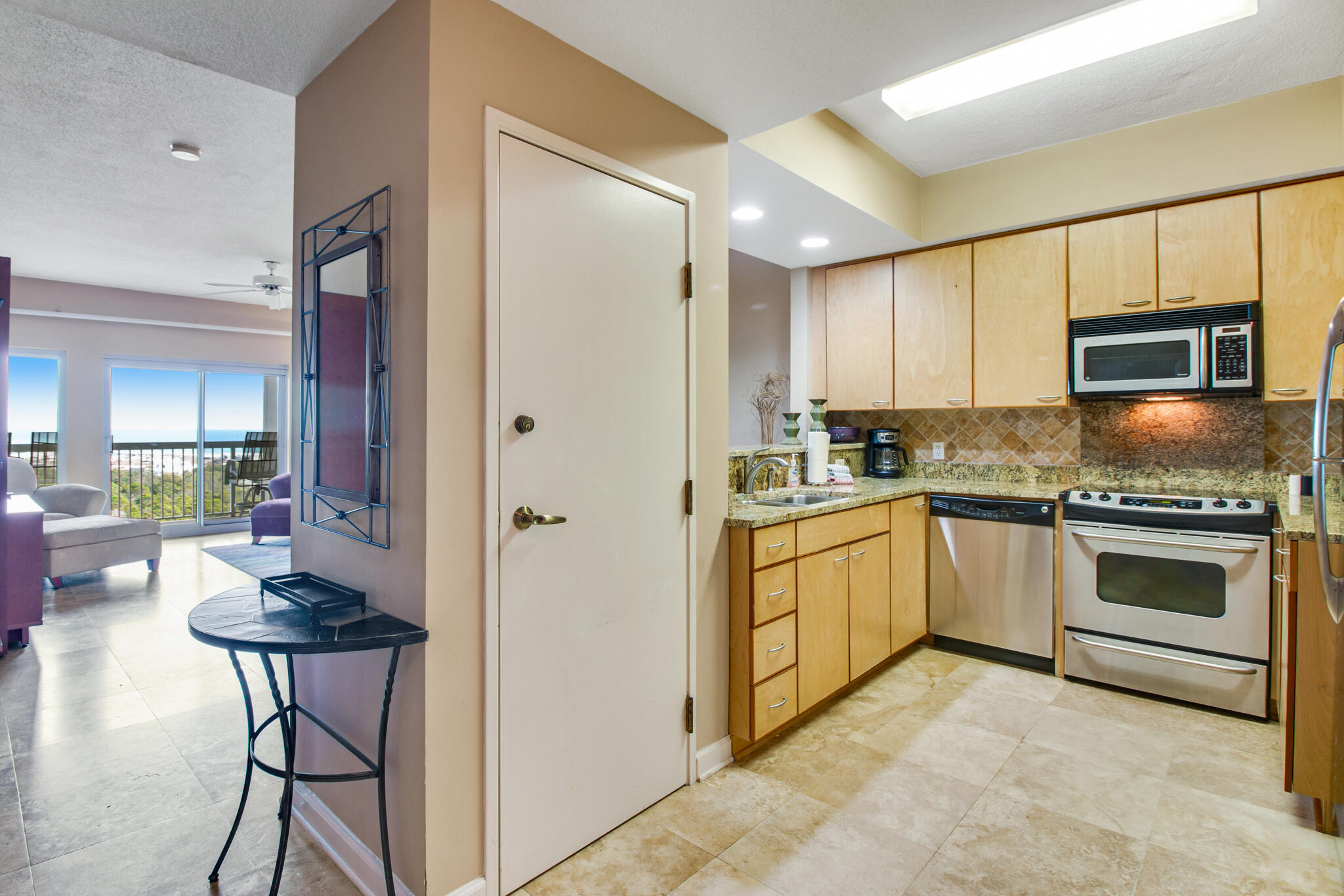 THE SUMMIT @ TOPS'L - Residential Lease