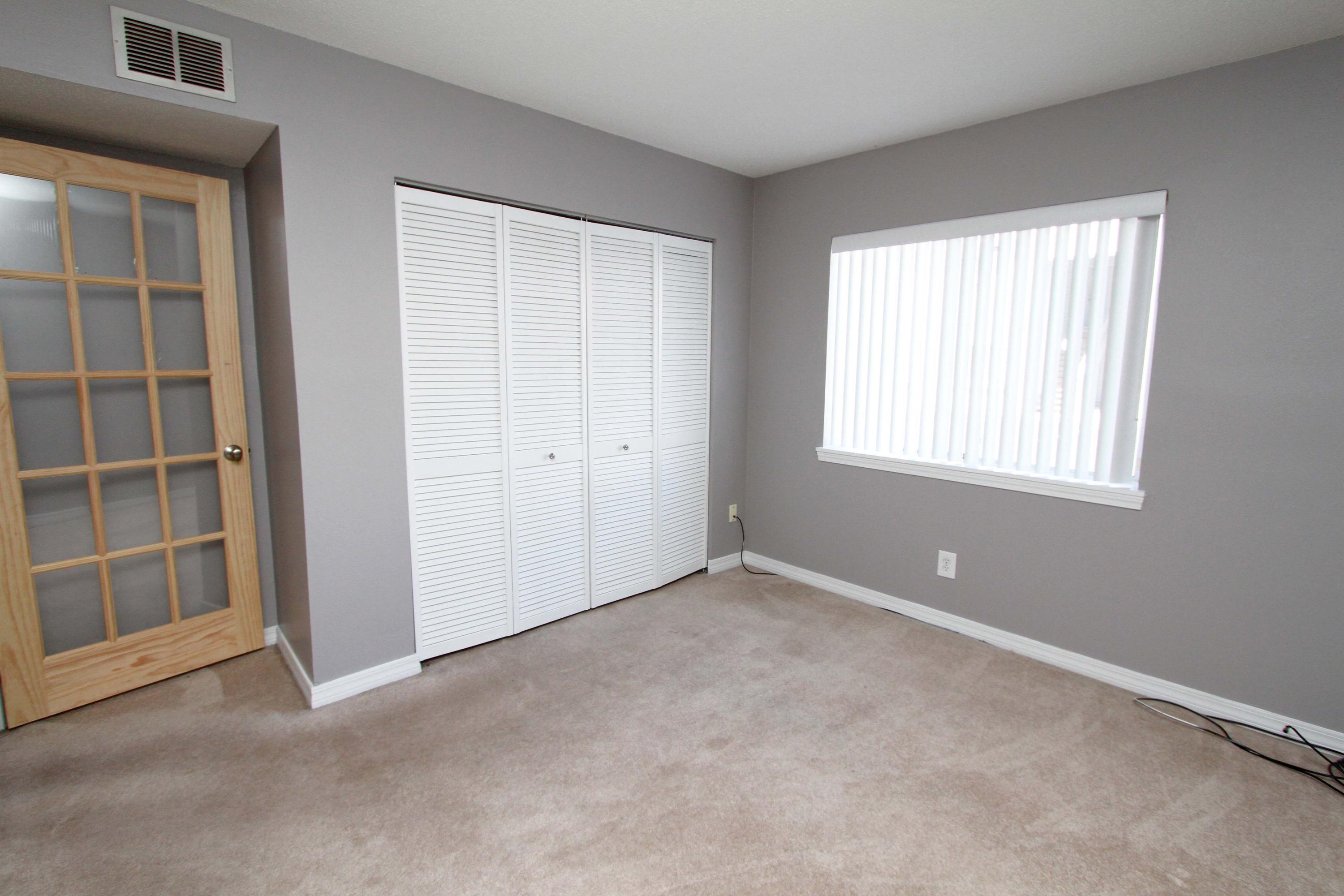 FINISTERRA CONDO - Residential