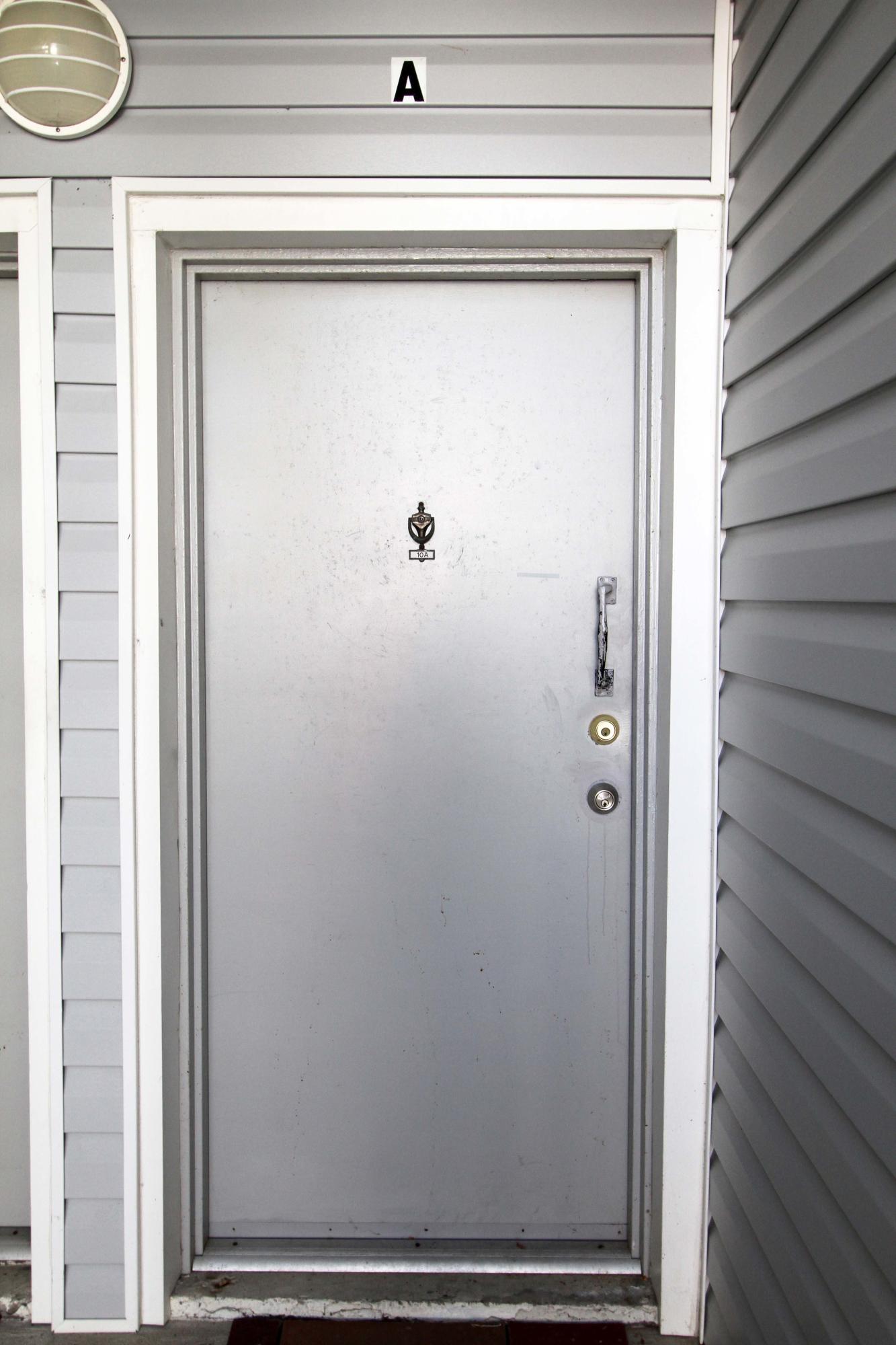 FINISTERRA CONDO - Residential