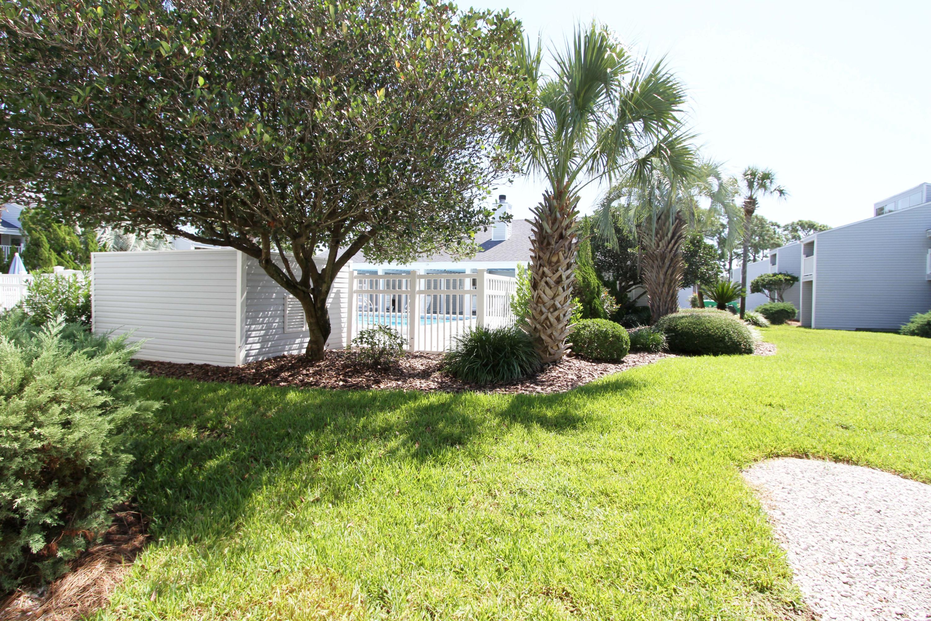 FINISTERRA CONDO - Residential