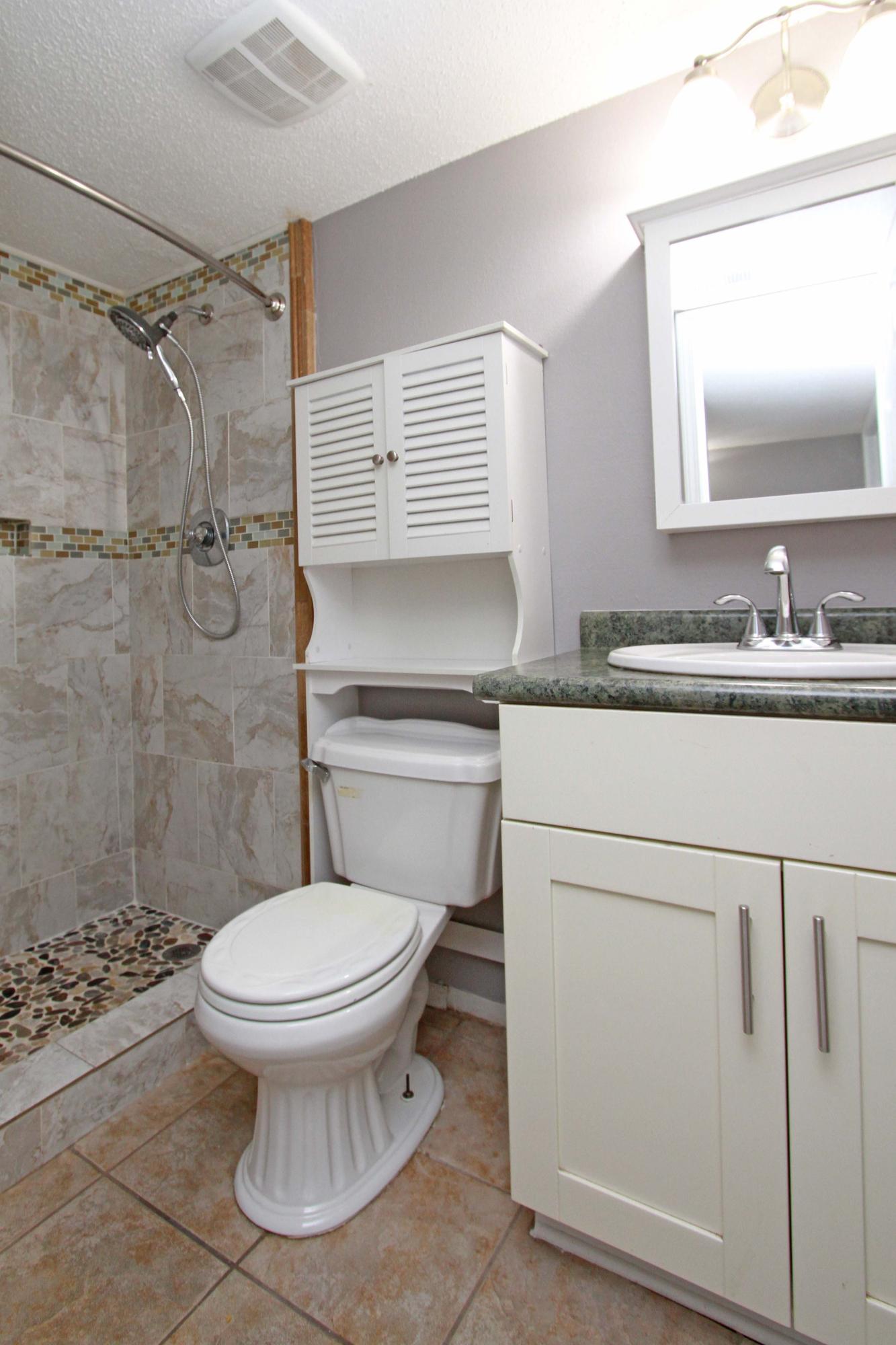 FINISTERRA CONDO - Residential