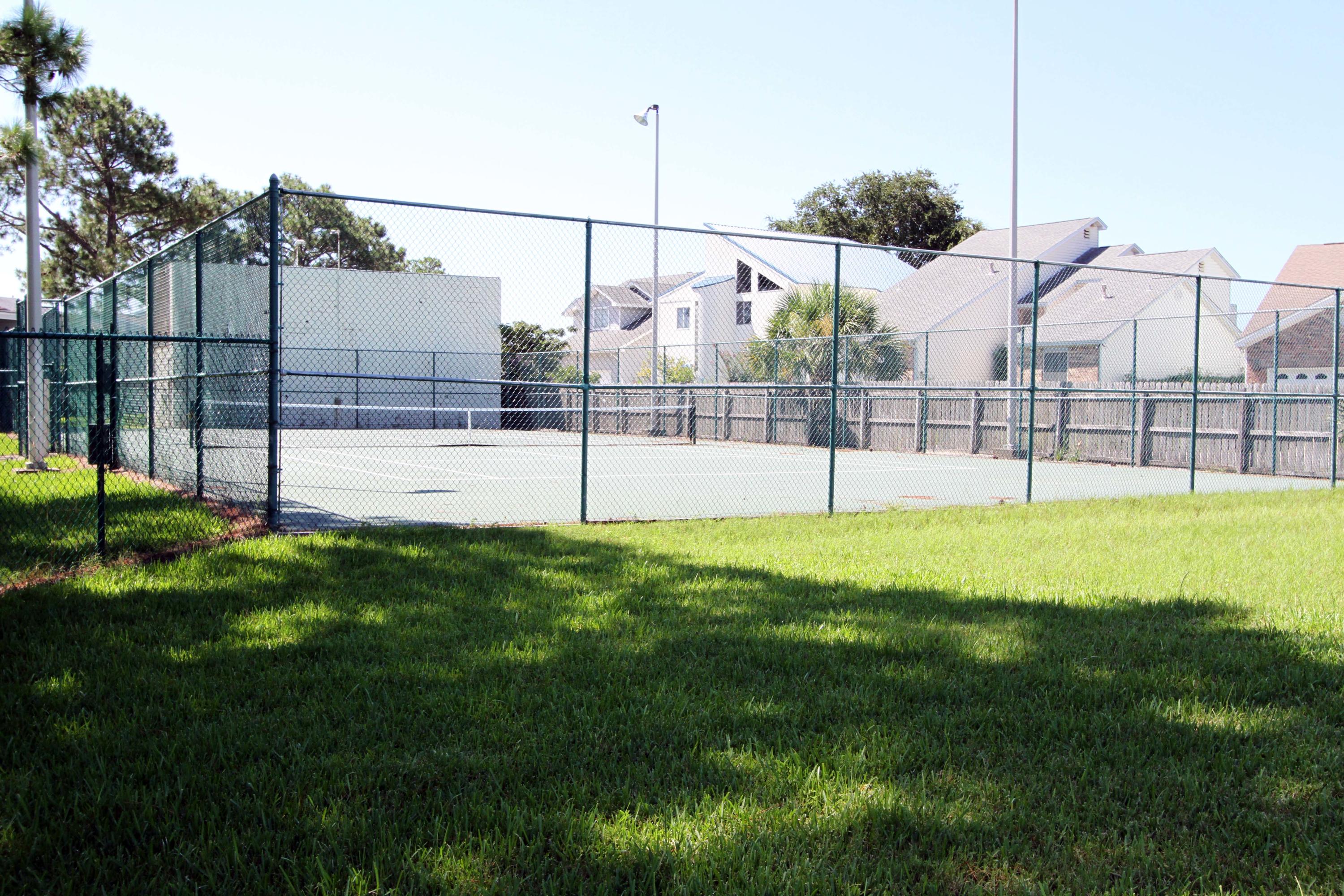 FINISTERRA CONDO - Residential