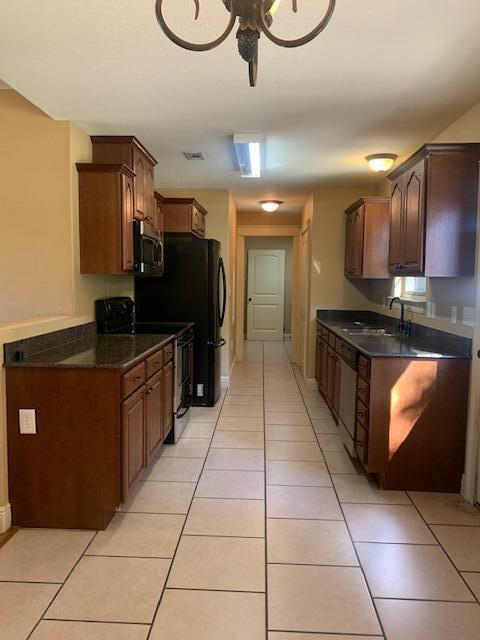 METES & BOUNDS - Residential Lease