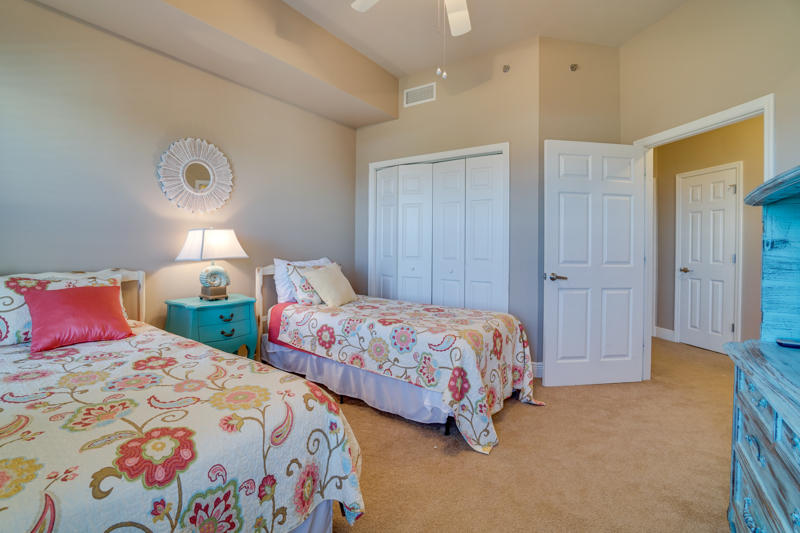 ARIEL DUNES - Residential