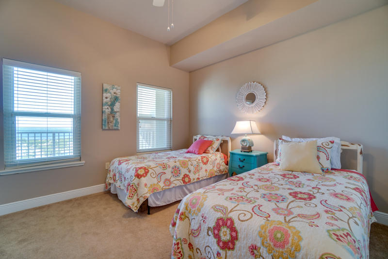 ARIEL DUNES - Residential