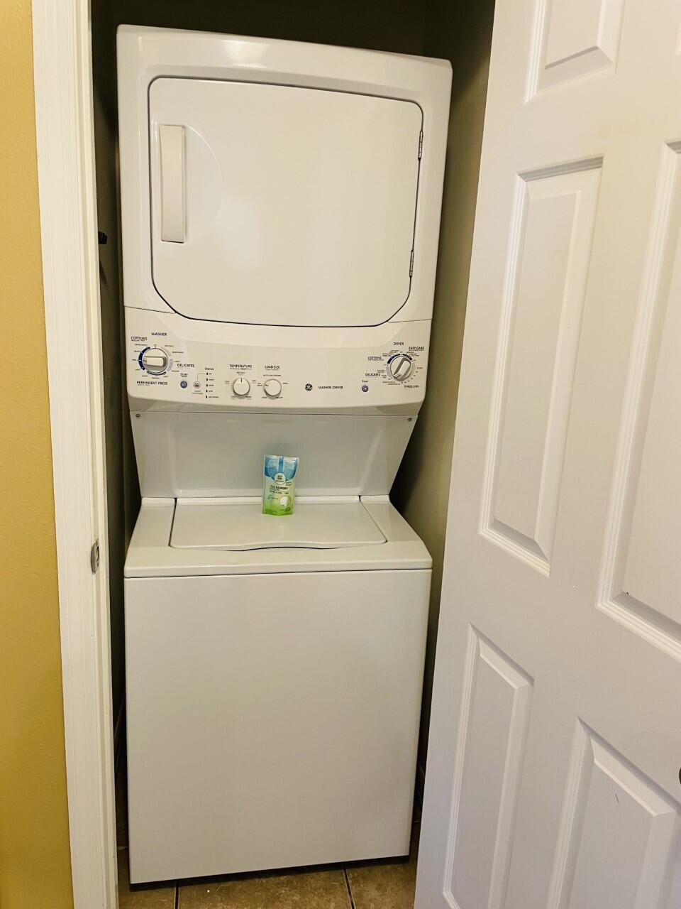 BEACHSIDE VILLAS CONDO - Residential