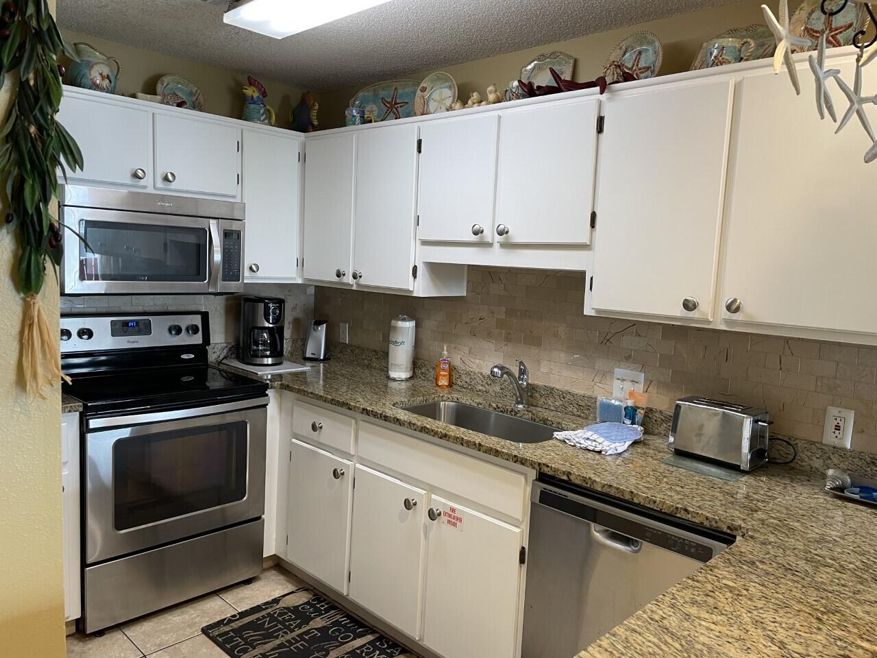 BEACHSIDE VILLAS CONDO - Residential