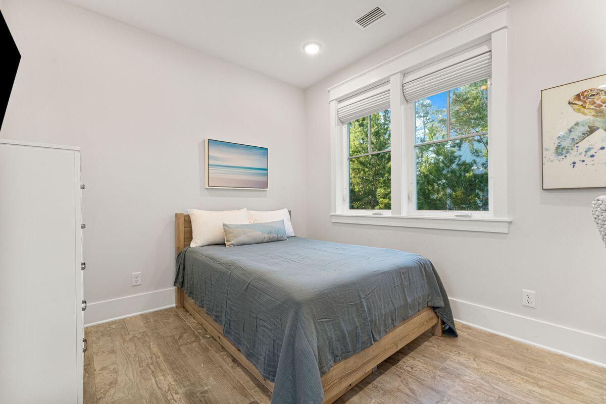 FOREST LAKES PH I - Residential