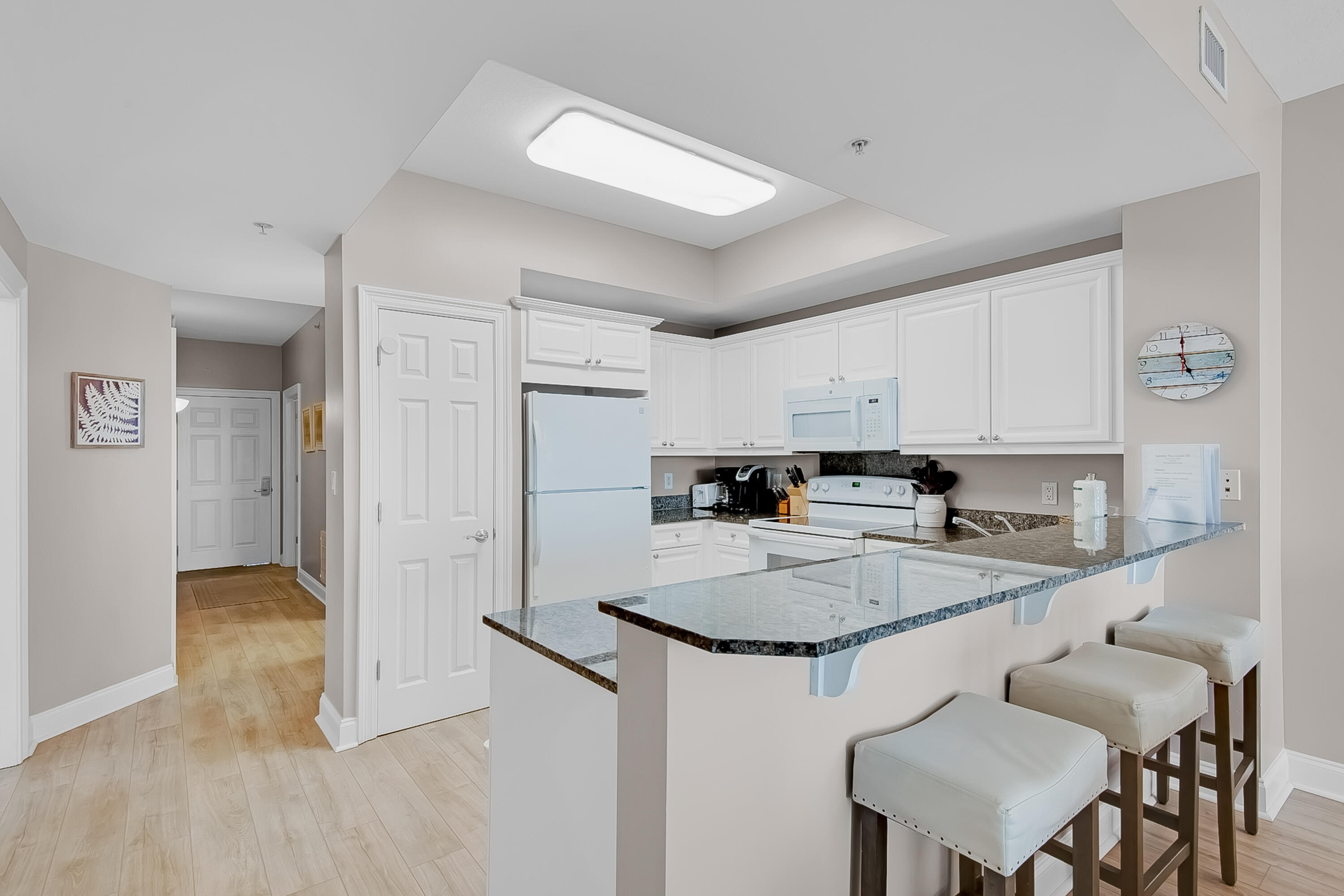 SUMMER PLACE - Residential