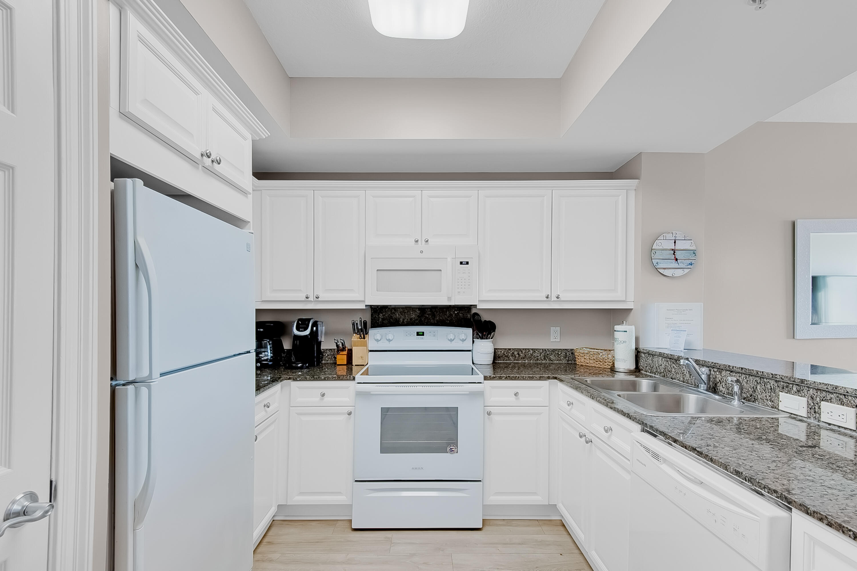 SUMMER PLACE - Residential