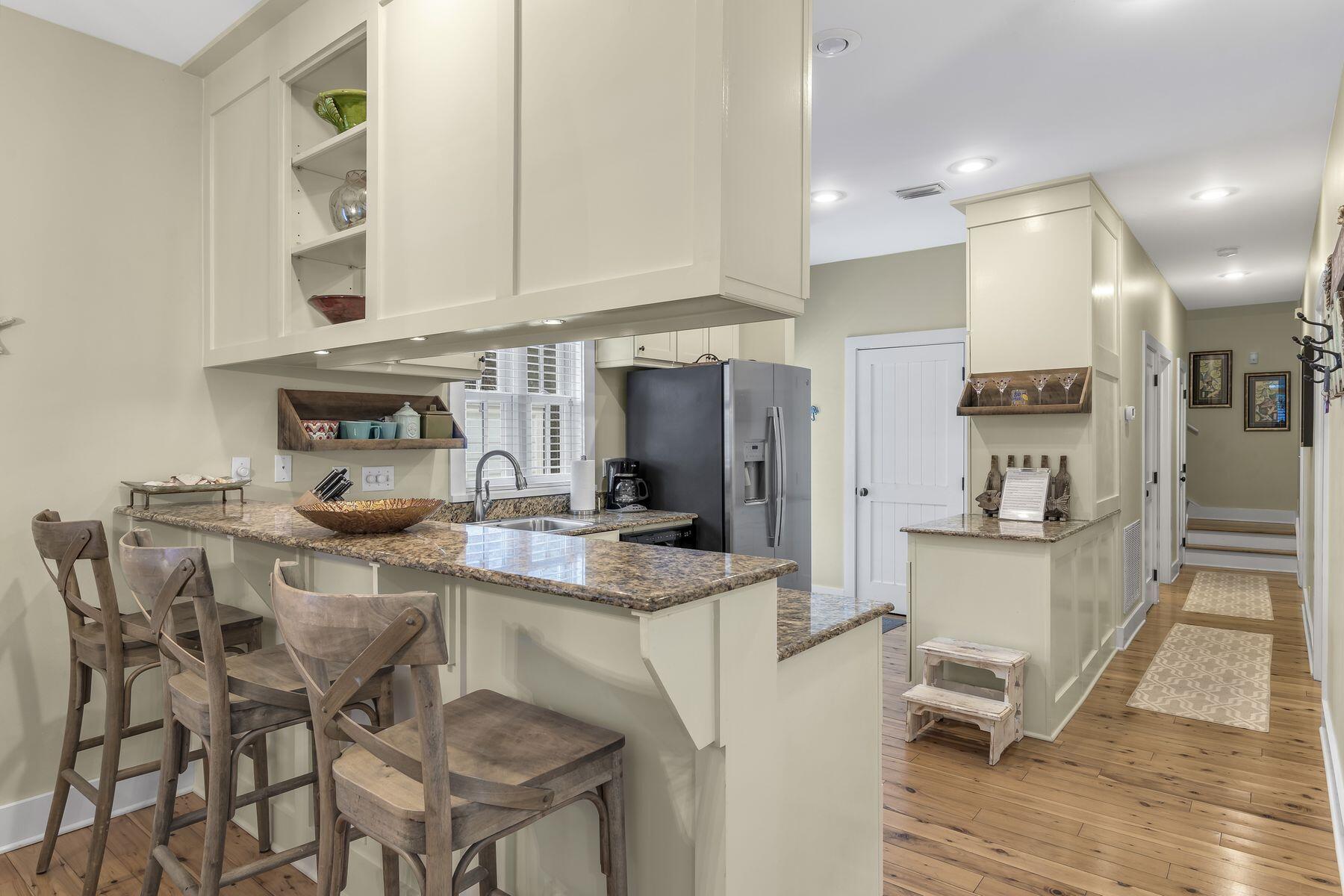 MAGNOLIA COTTAGES - Residential