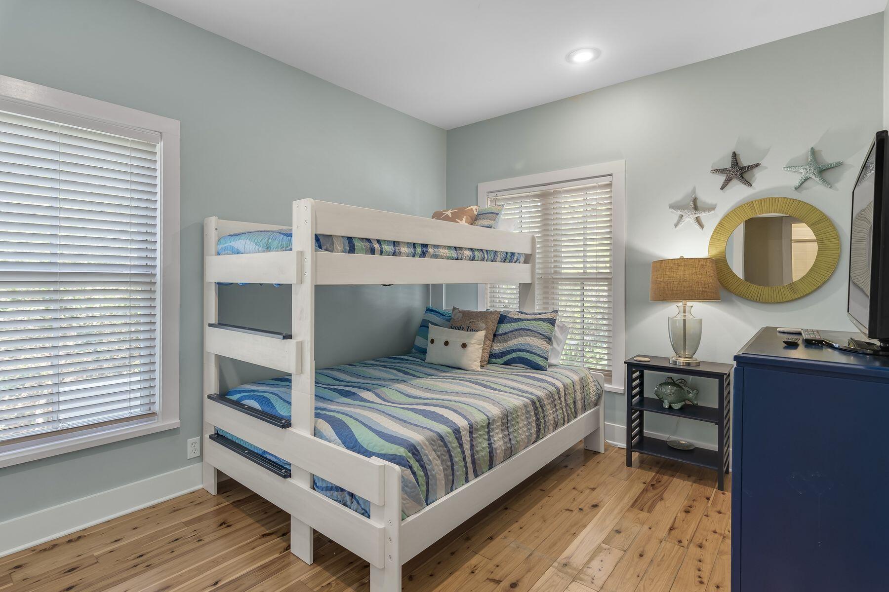 MAGNOLIA COTTAGES - Residential