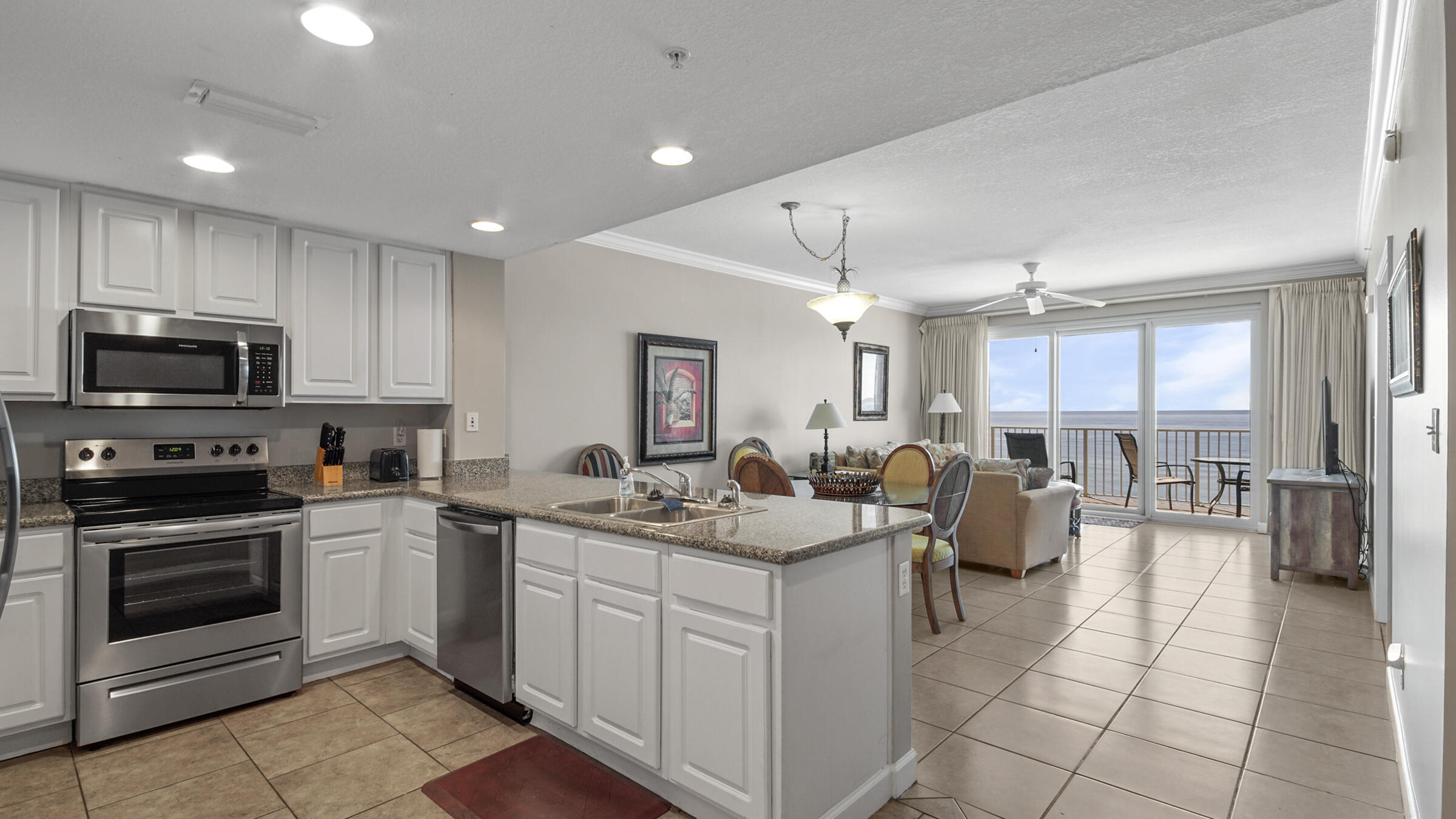 GRANDVIEW EAST - Residential