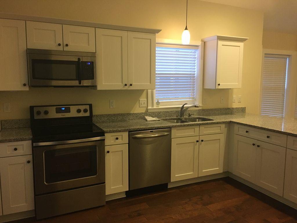 GROVE BY THE SEA - Residential