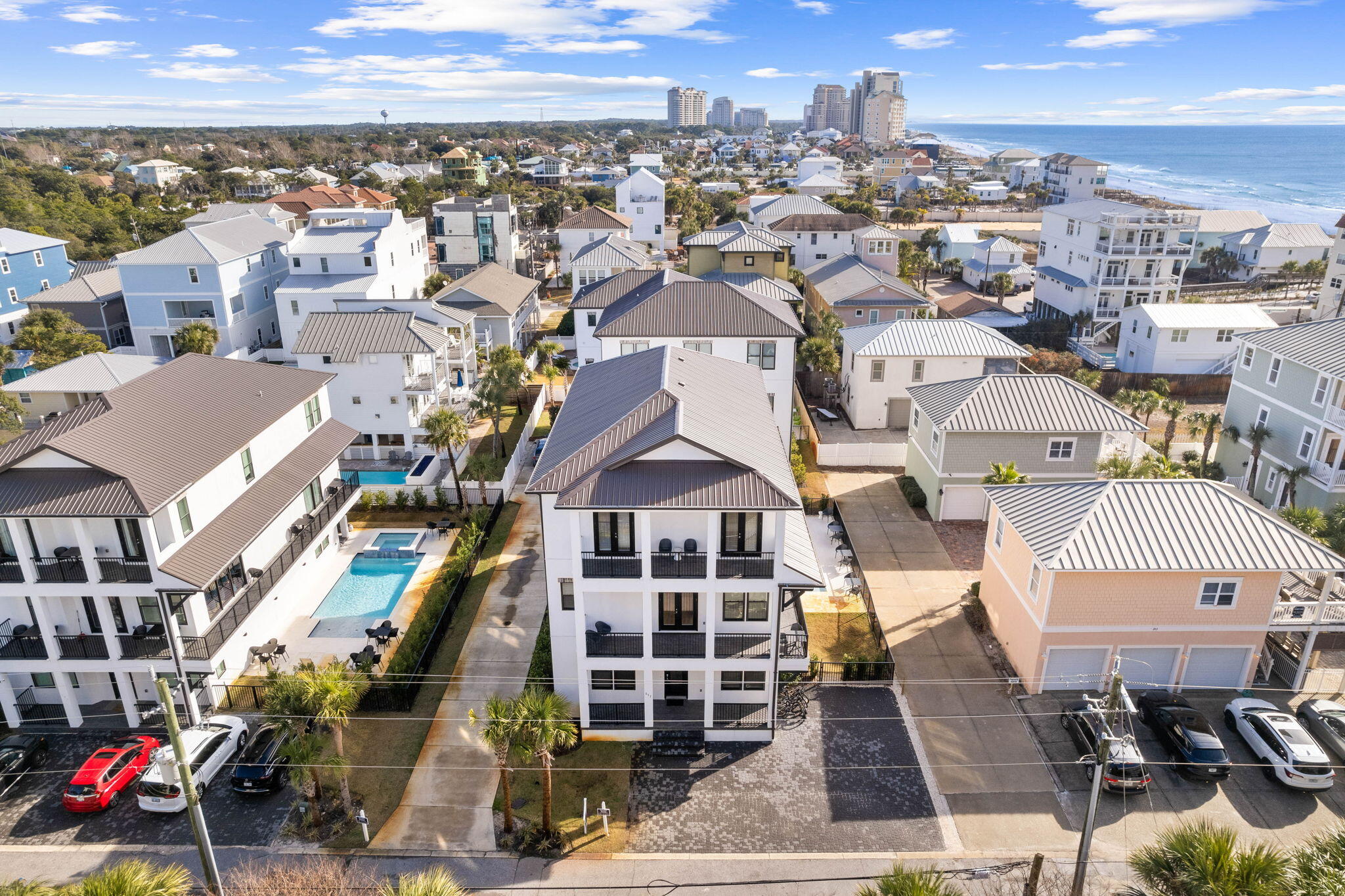 SNOW DRIFT BEACH - Residential