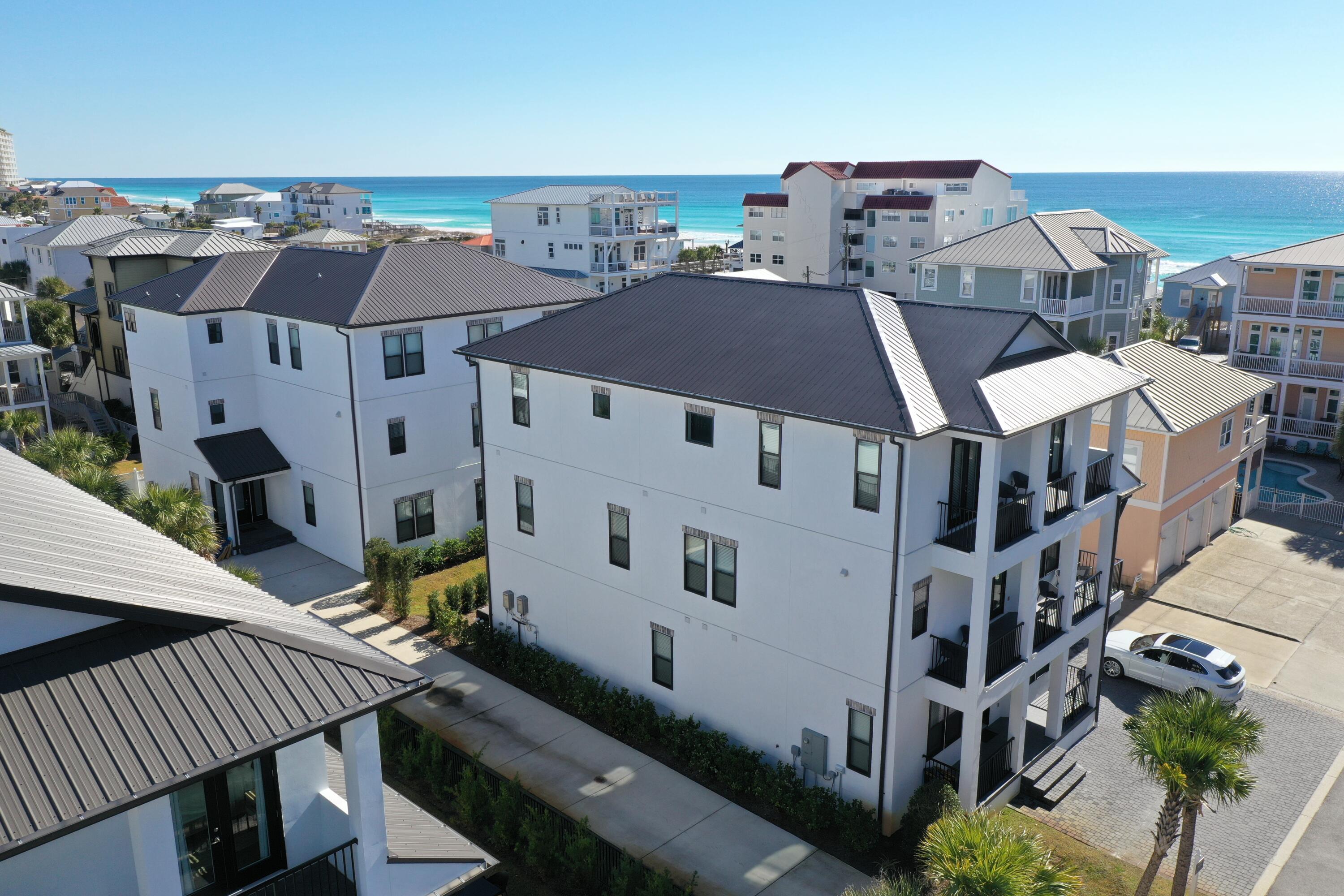 SNOW DRIFT BEACH - Residential