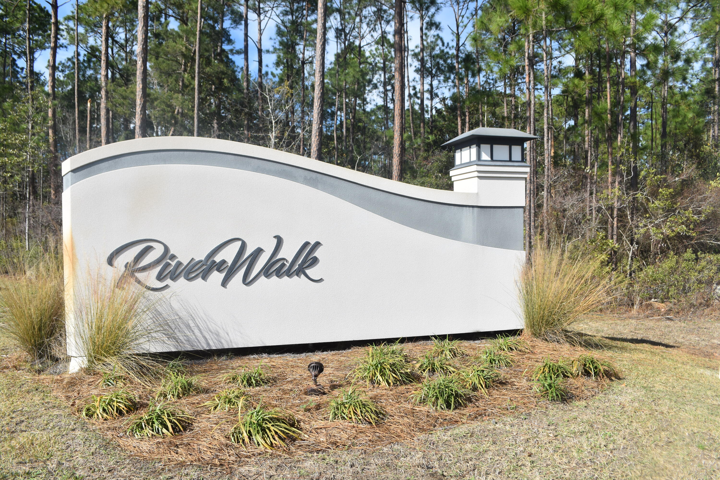 RIVERWALK PH I - Residential Lease