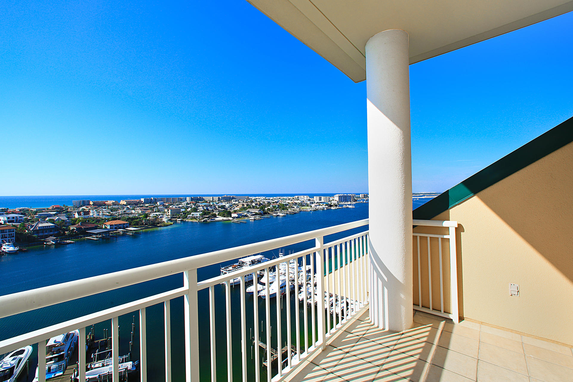 GRAND HARBOR - Residential