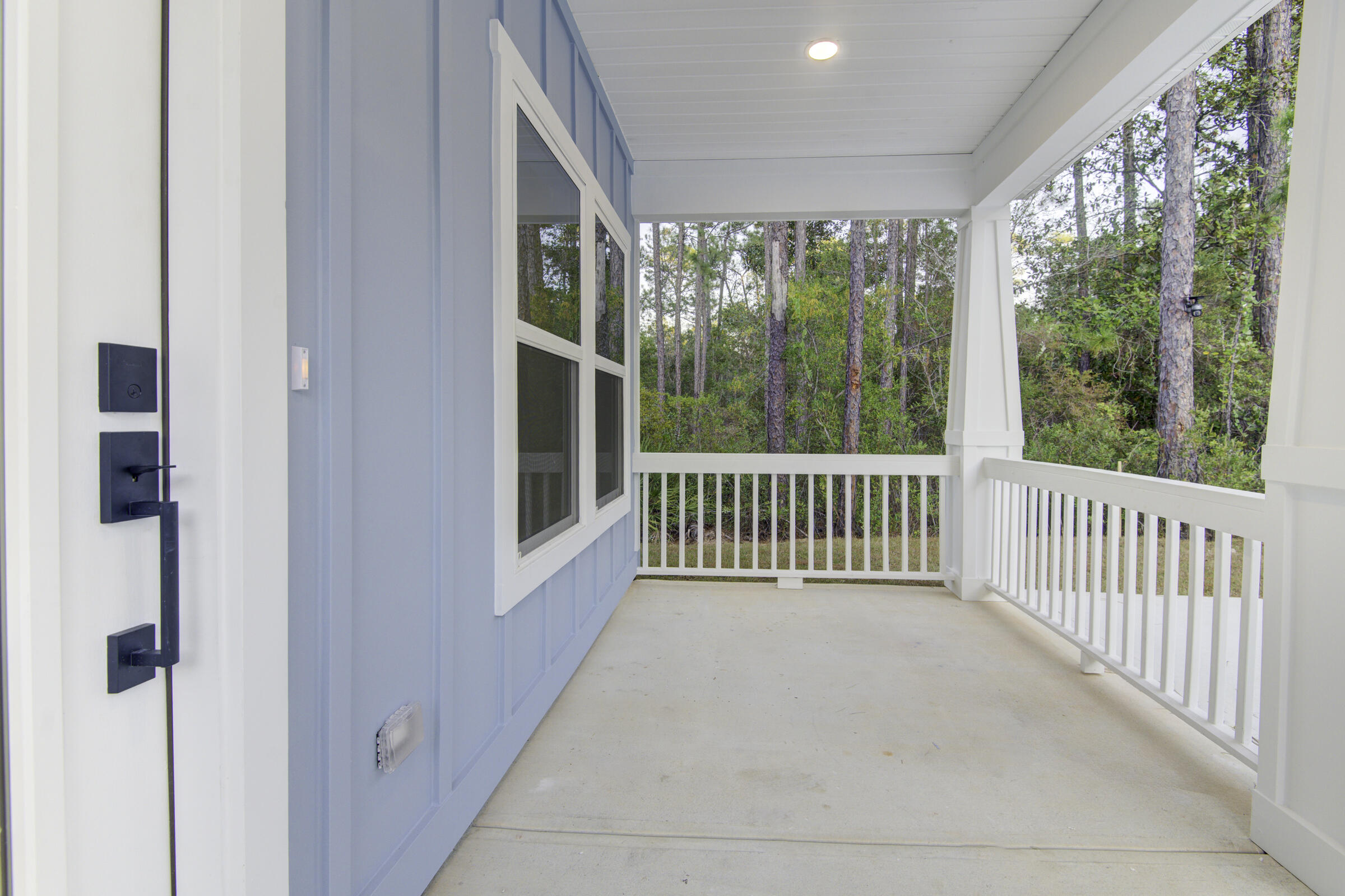 MAGNOLIA BEACH - Residential