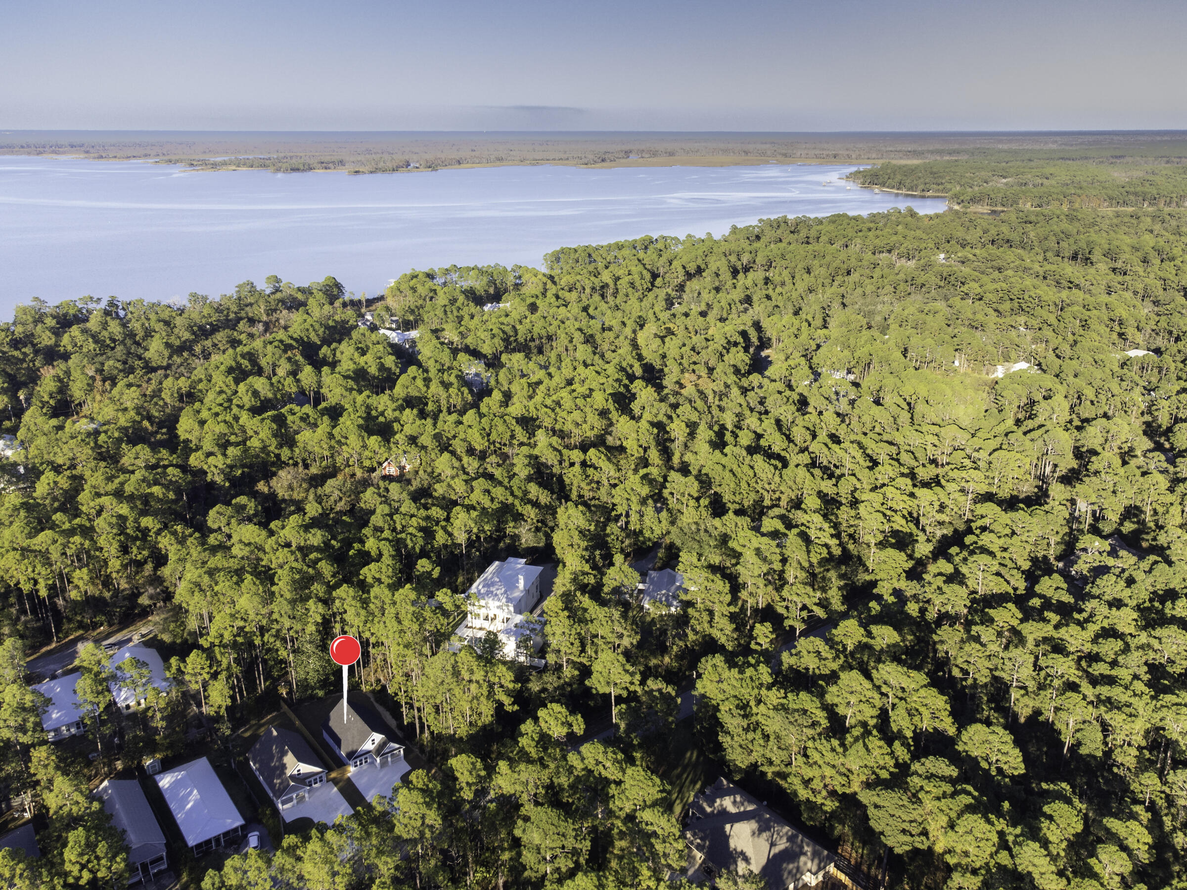 MAGNOLIA BEACH - Residential