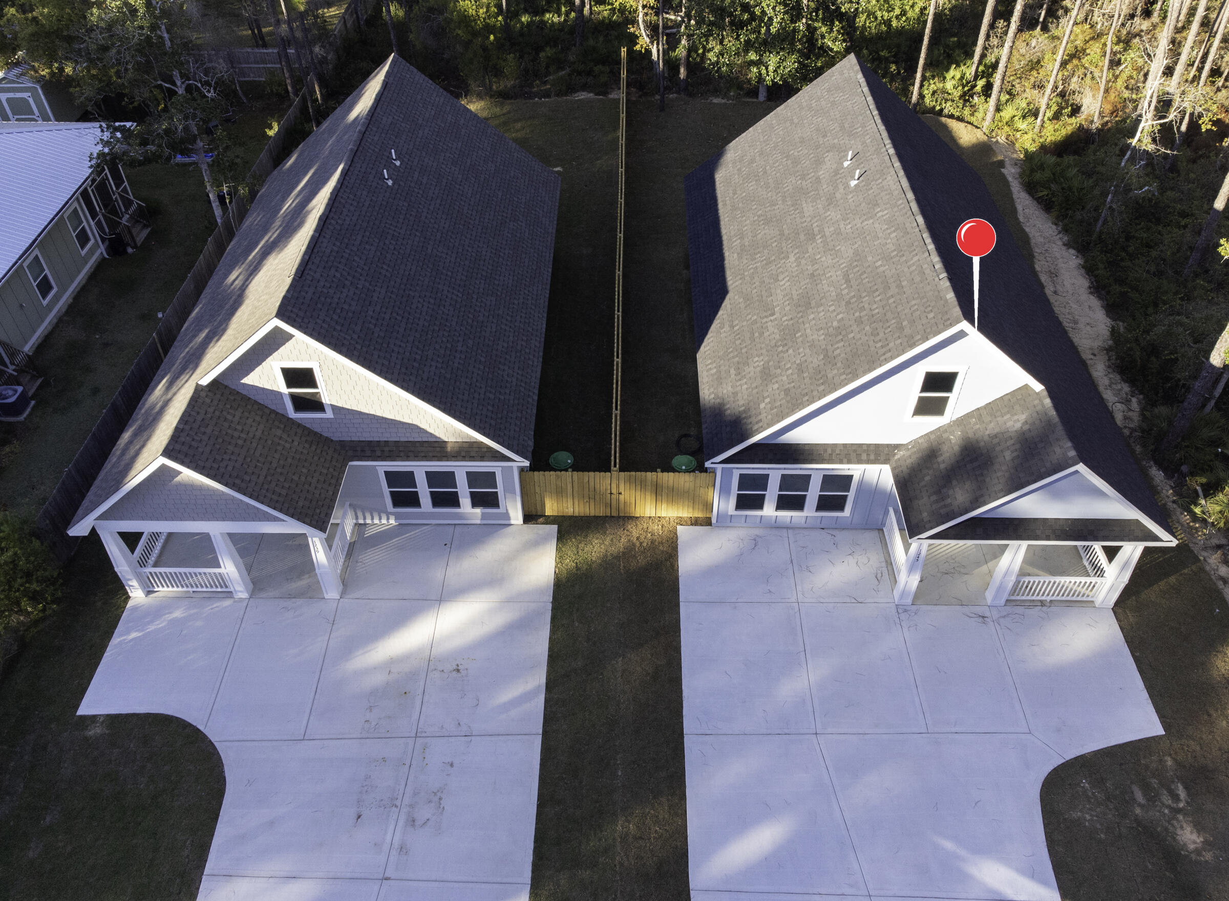 MAGNOLIA BEACH - Residential