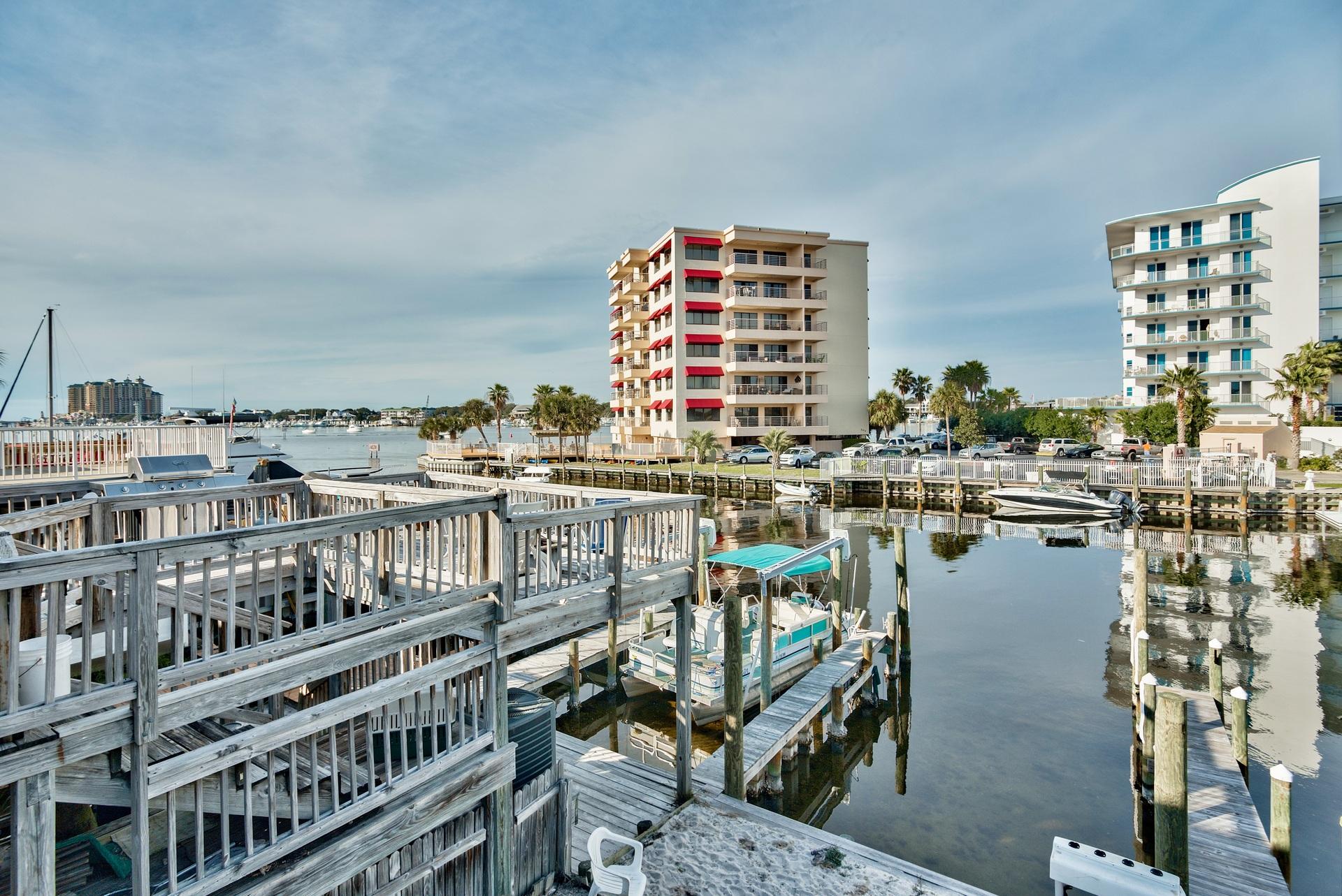 HOLIDAY ISLE - Residential