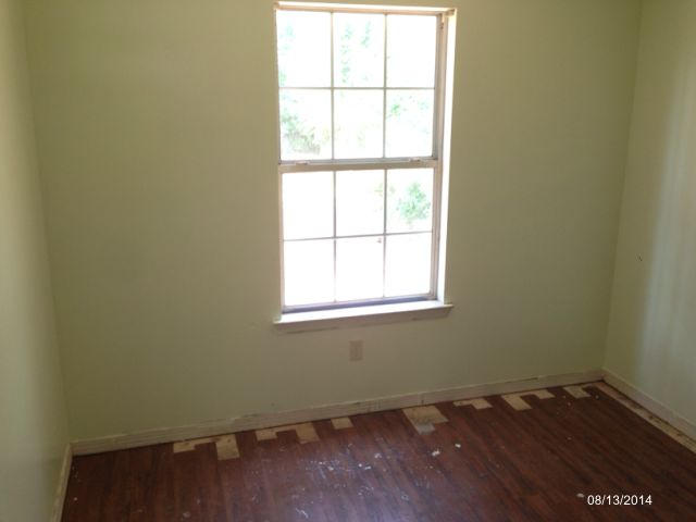 VALPARAISO PINECREST 6 - Residential