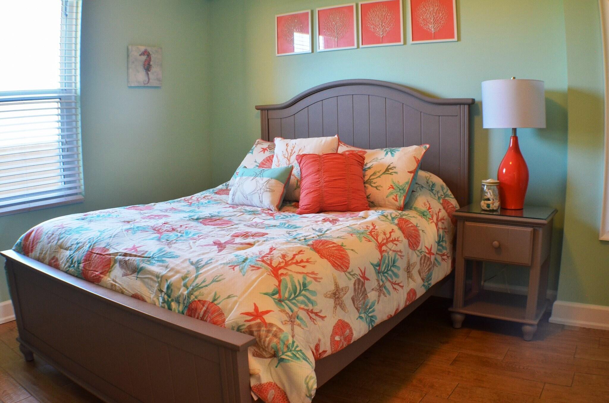 SUNRISE BEACH - Residential