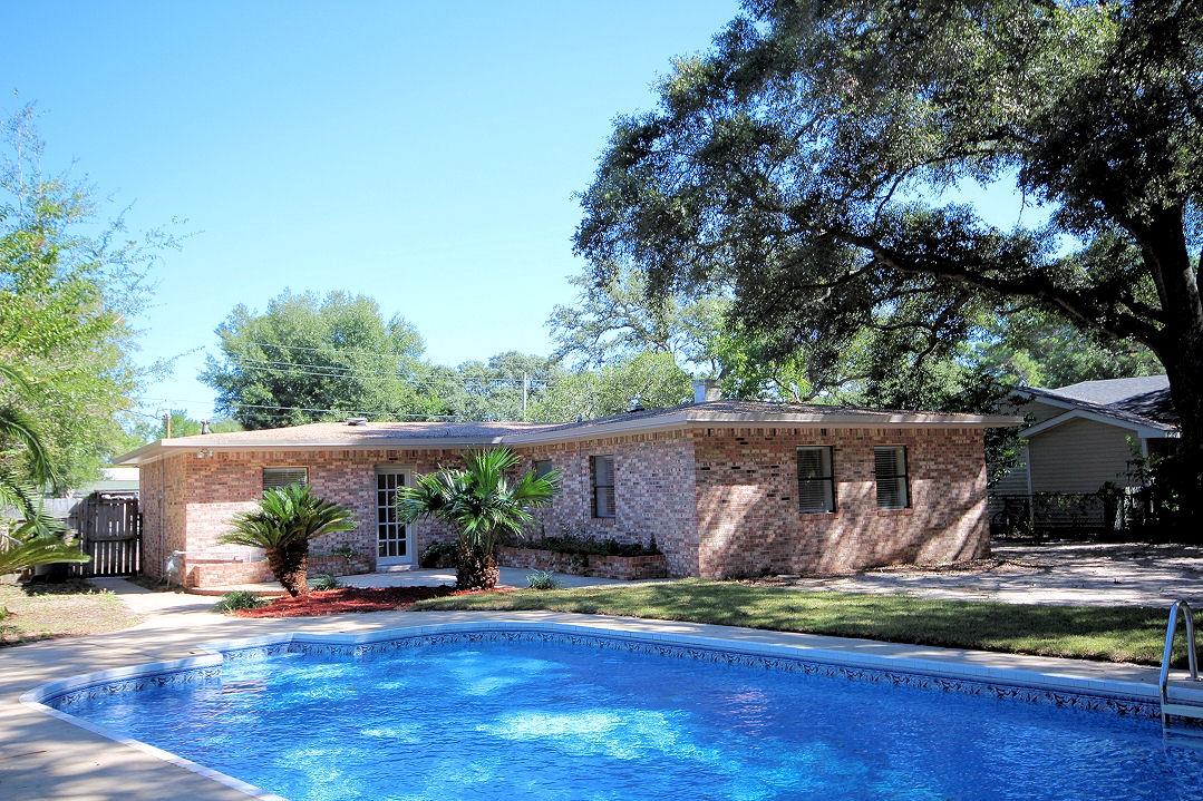 Elliott Point - Residential