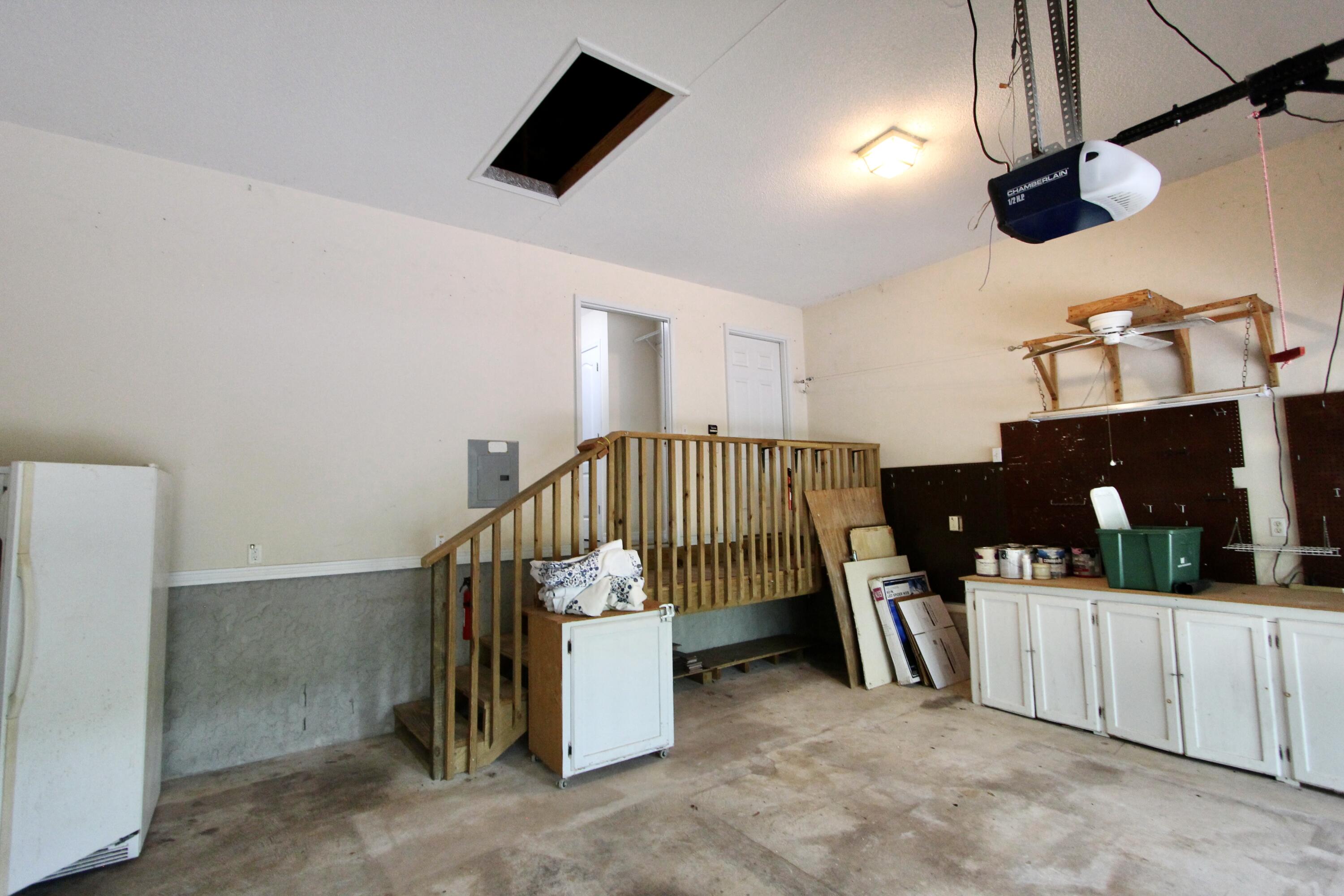 Hill Top Acres - Residential