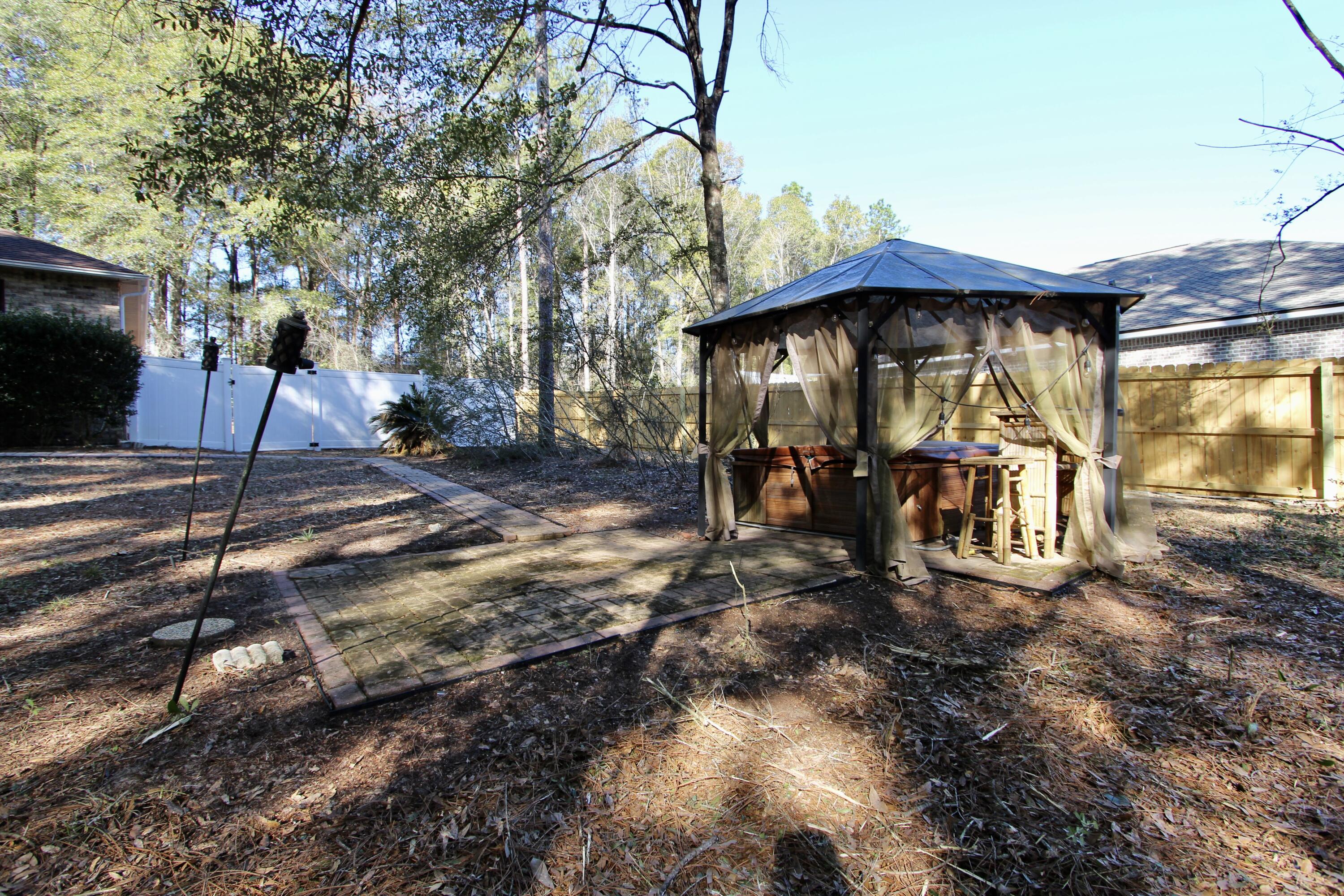 Hill Top Acres - Residential